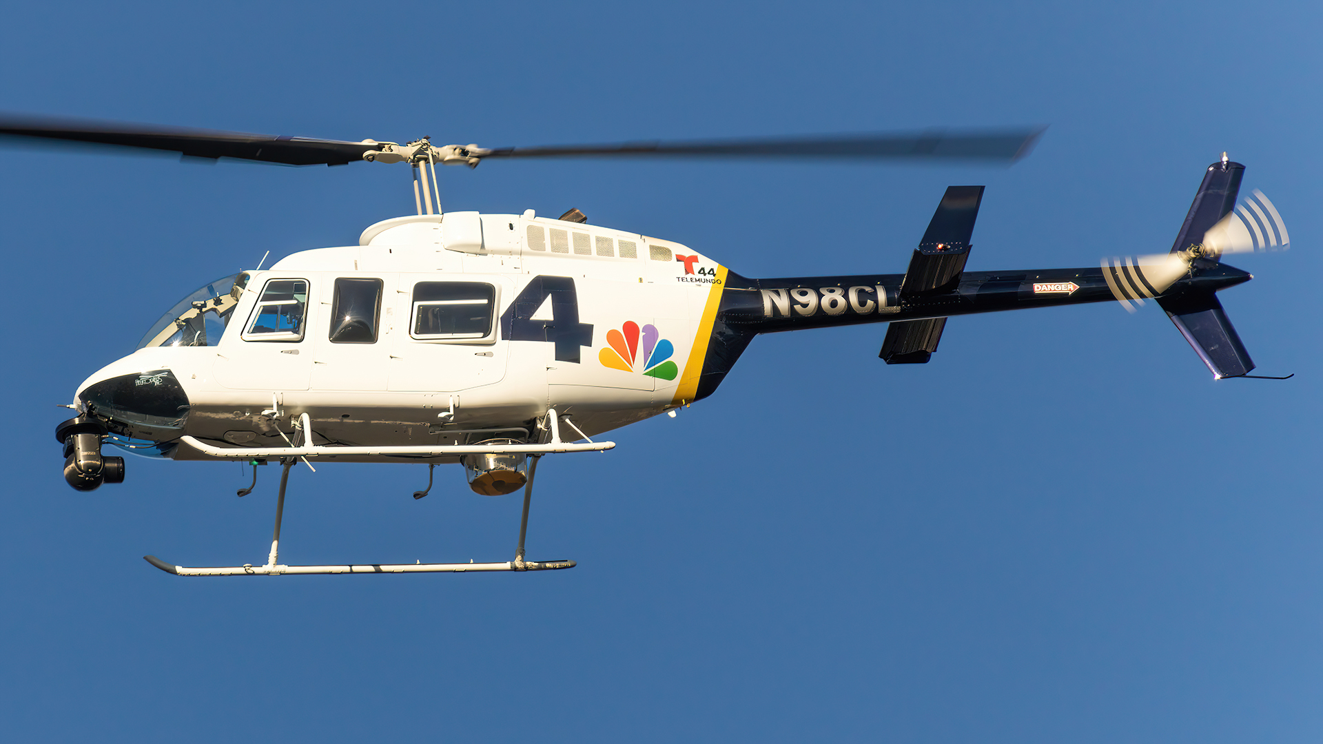 Full size: NBC News Bell 206 N98CL at College Park Airport