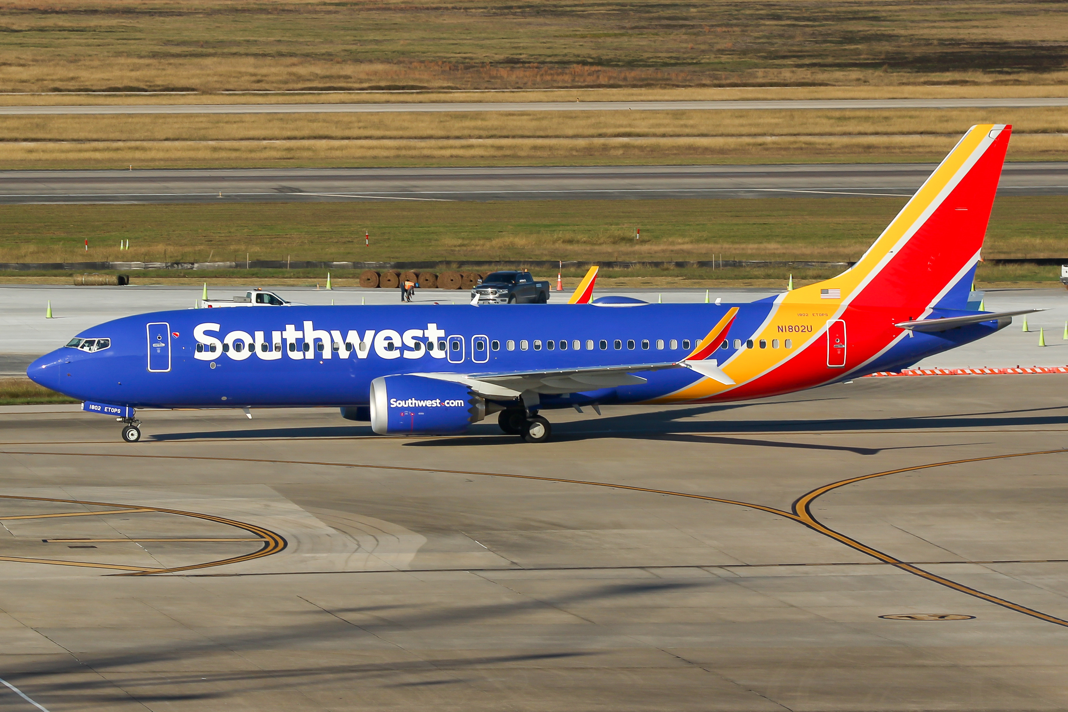 Full size: Southwest Airlines Boeing 737 MAX 8 N1802U at Houston-George Bush Intercontinental Airport