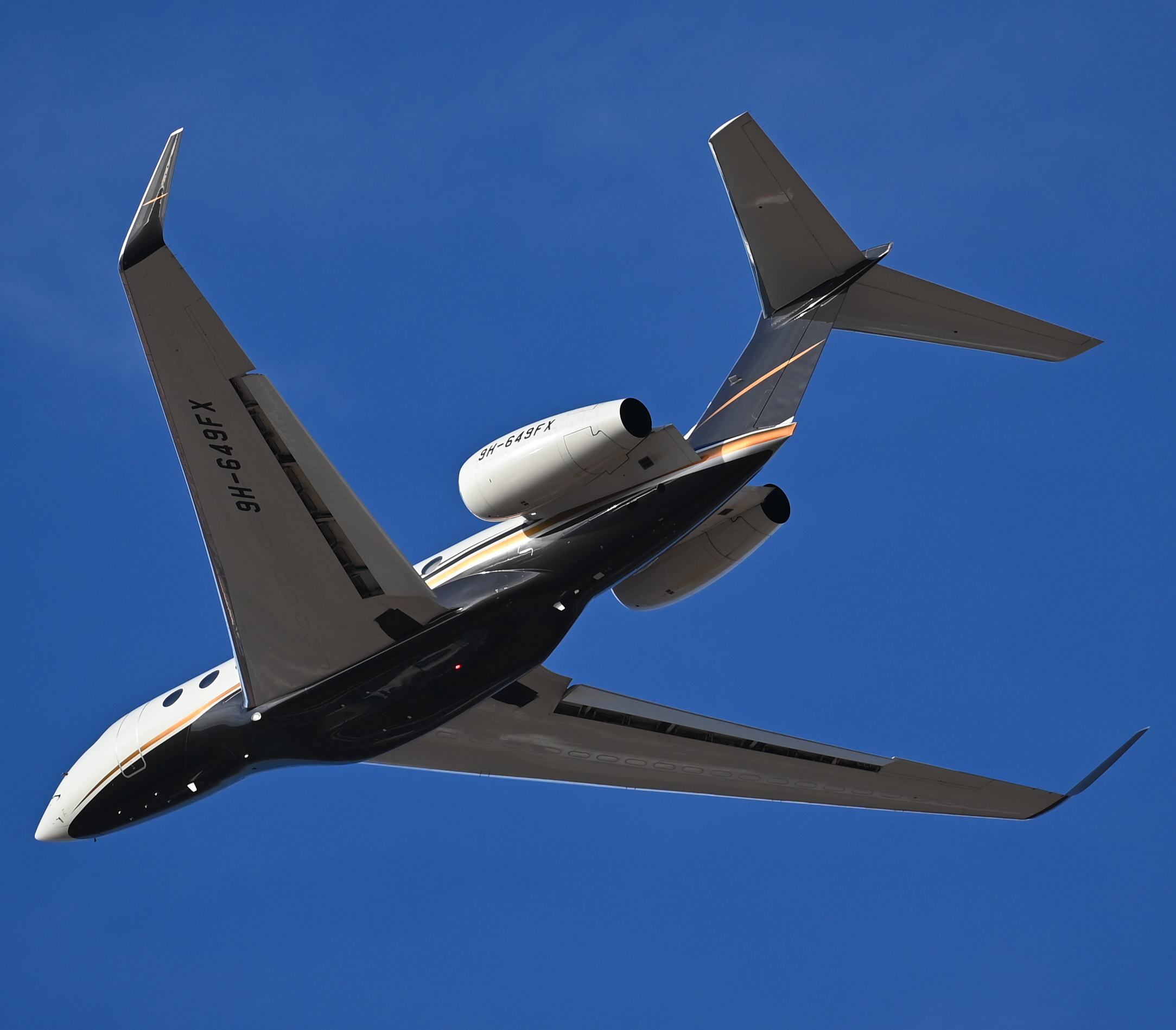 Full size: FlexJet Gulfstream G650 9H-649FX at Aeropuerto de Cabo San Lucas Internacional