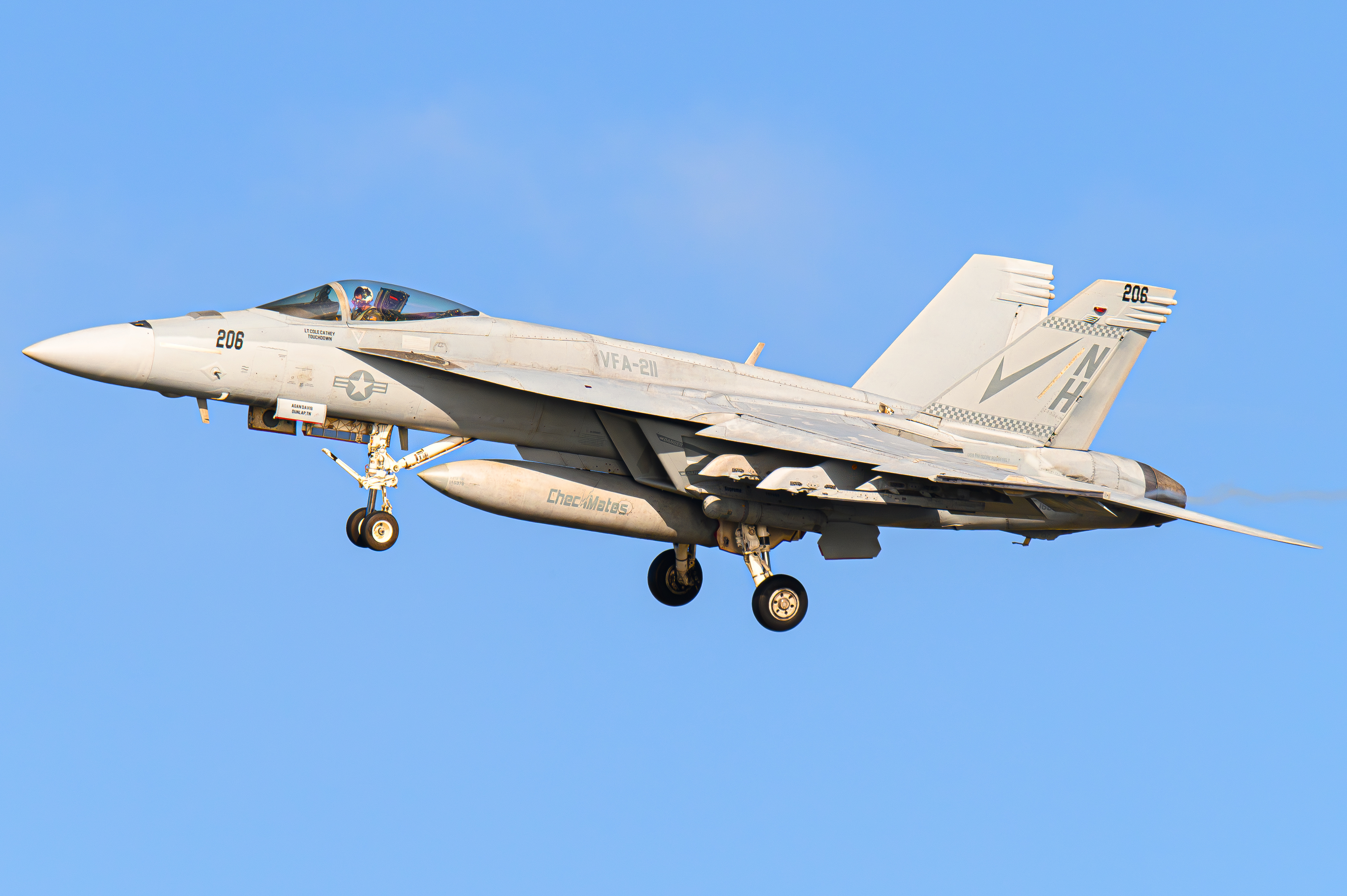 Full size: USN - United States Navy Boeing F/A-18E/F Super Hornet 168358 at North Island NAS