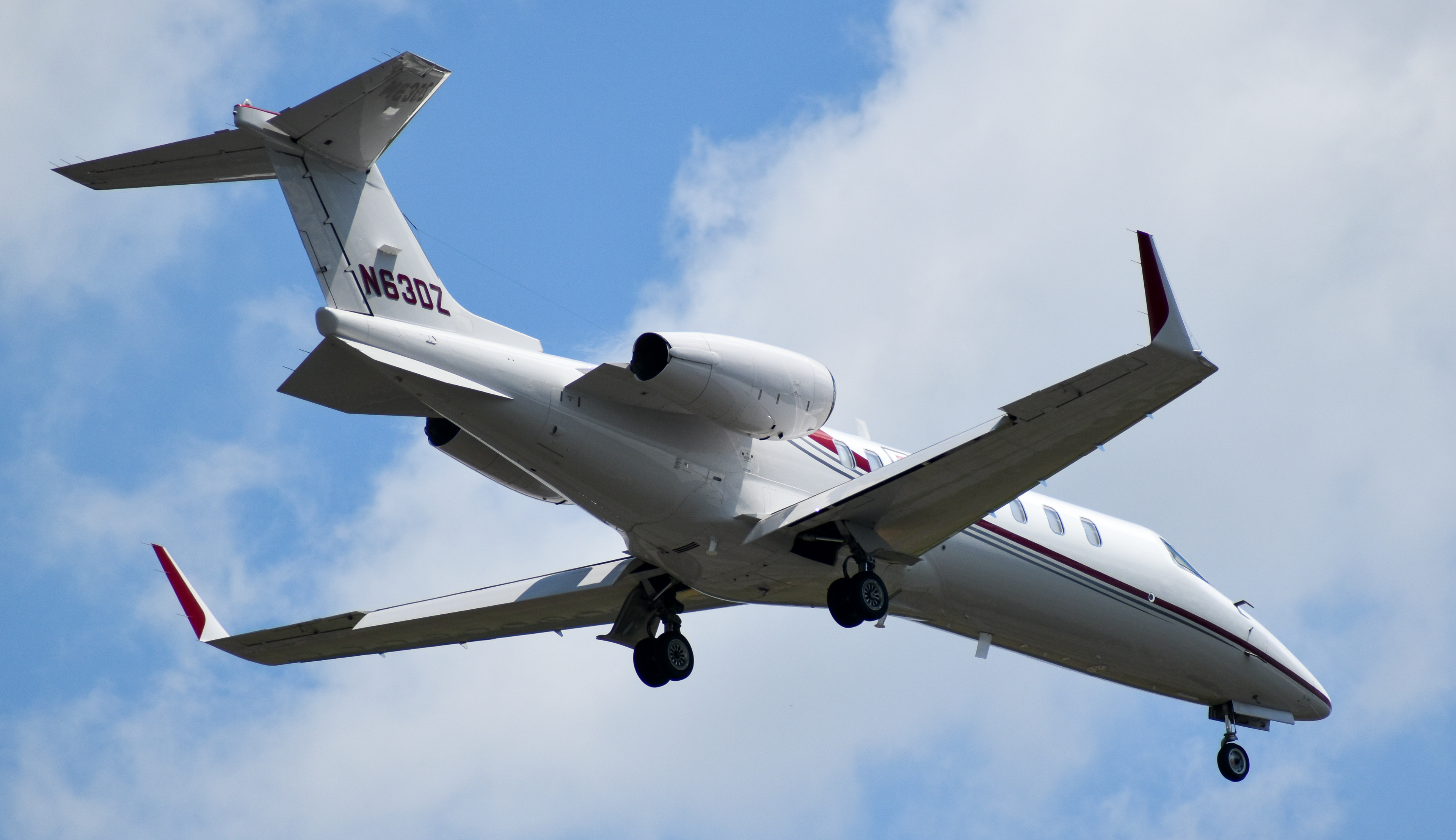 Full size: PRIVATE Learjet 45 N63DZ at Washington Dulles International Airport