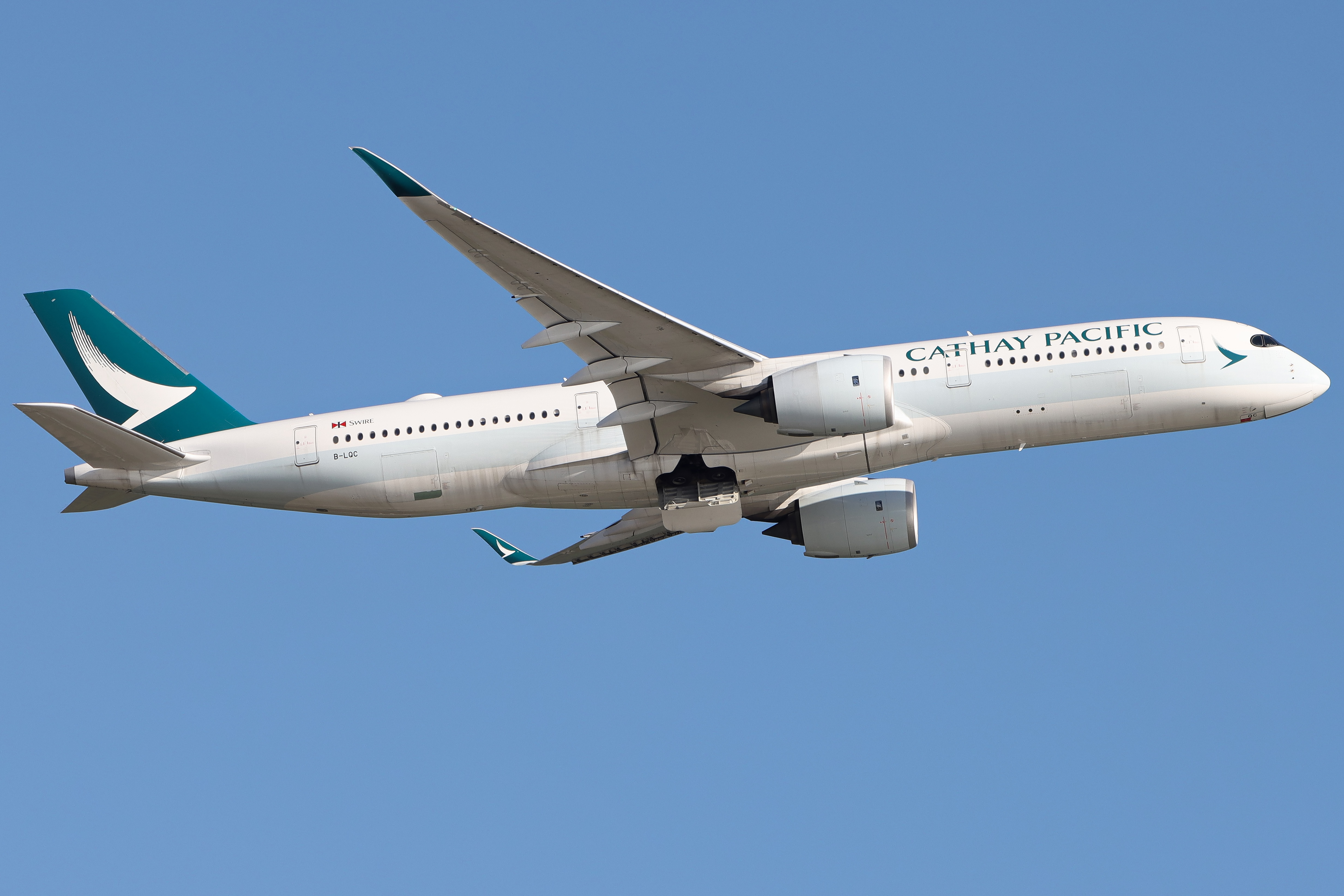 Full size: Cathay Pacific Airbus A350-900 B-LQC at Hong Kong International Airport