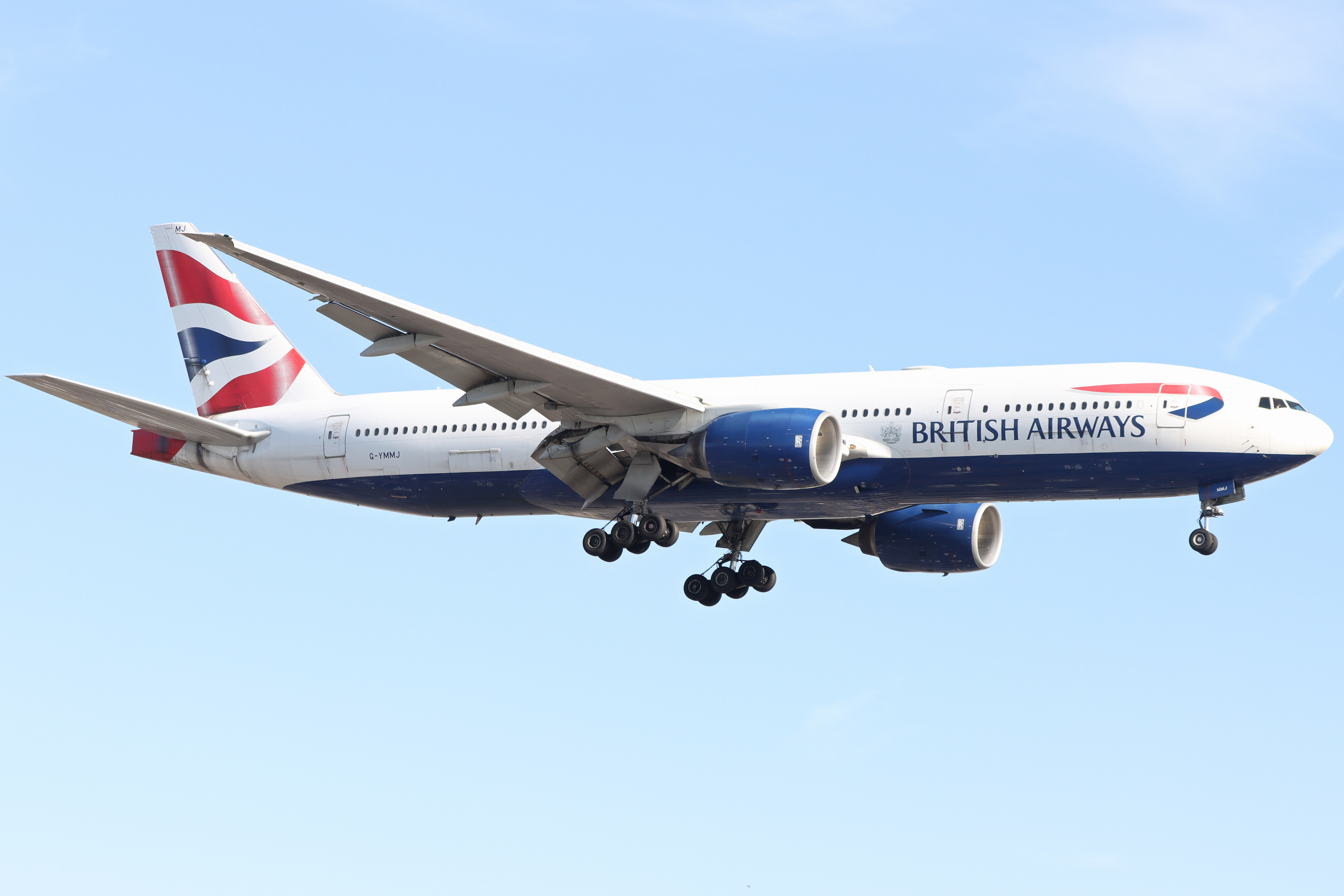 Full size: British Airways Boeing 777-200ER G-YMMJ at London Heathrow International Airport