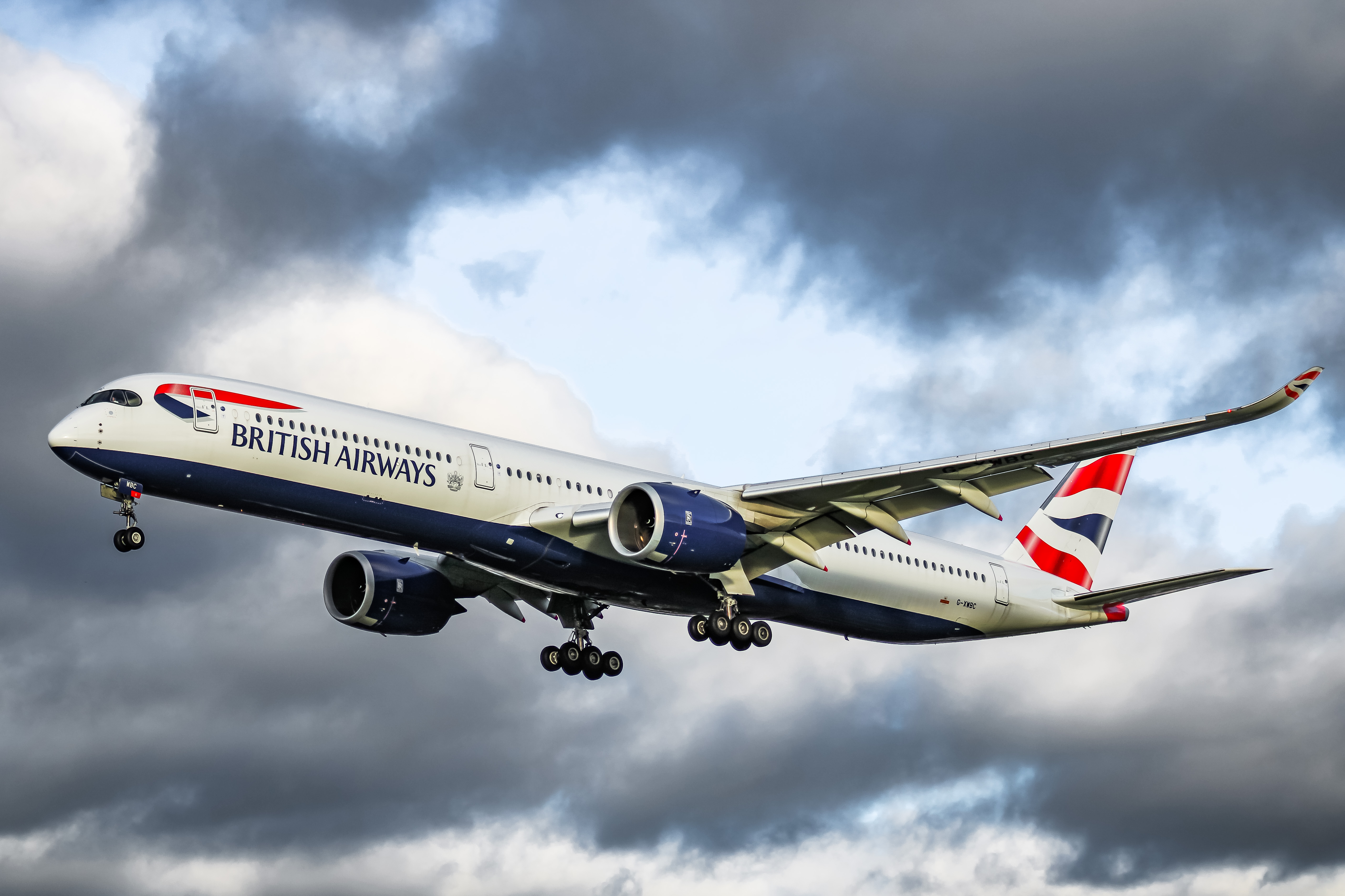 Full size: British Airways Airbus A350-1000 G-XWBC at London Heathrow International Airport