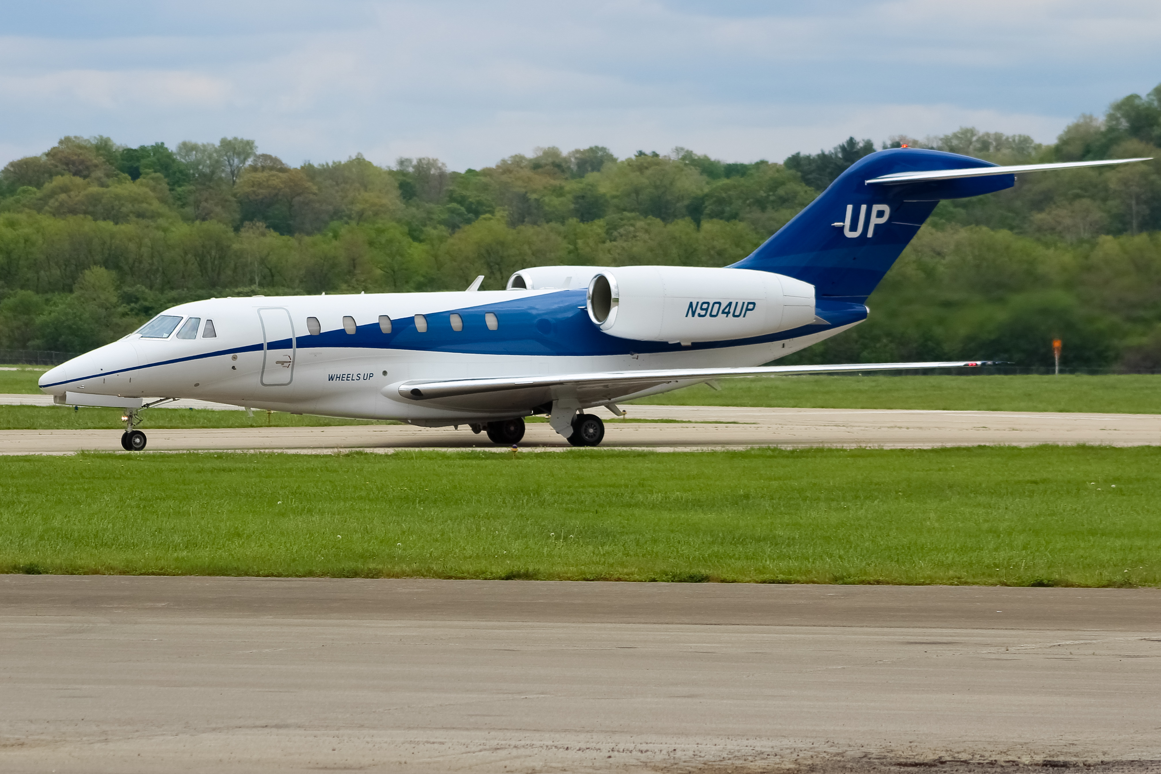 Full size: Wheels Up Cessna 750 Citation X N904UP at Cincinnati Municipal Airport/Lunken Field
