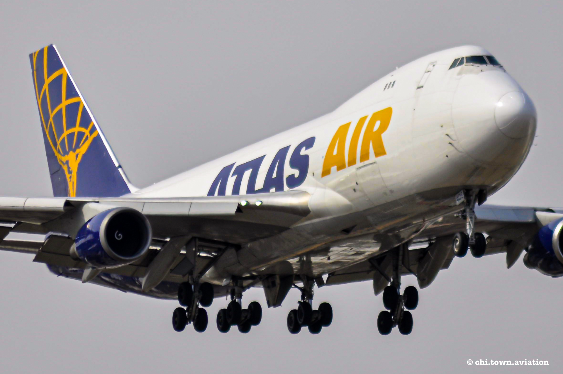 Full size: Atlas Air Boeing 747-400F N408MC at Chicago O'Hare International Airport