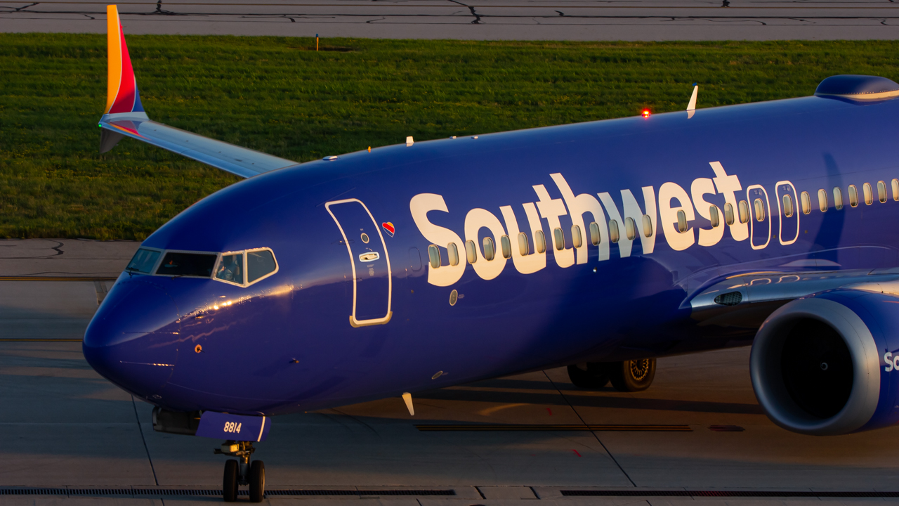 Full size: Southwest Airlines Boeing 737 MAX 8 N8814K at John Glenn Columbus International Airport