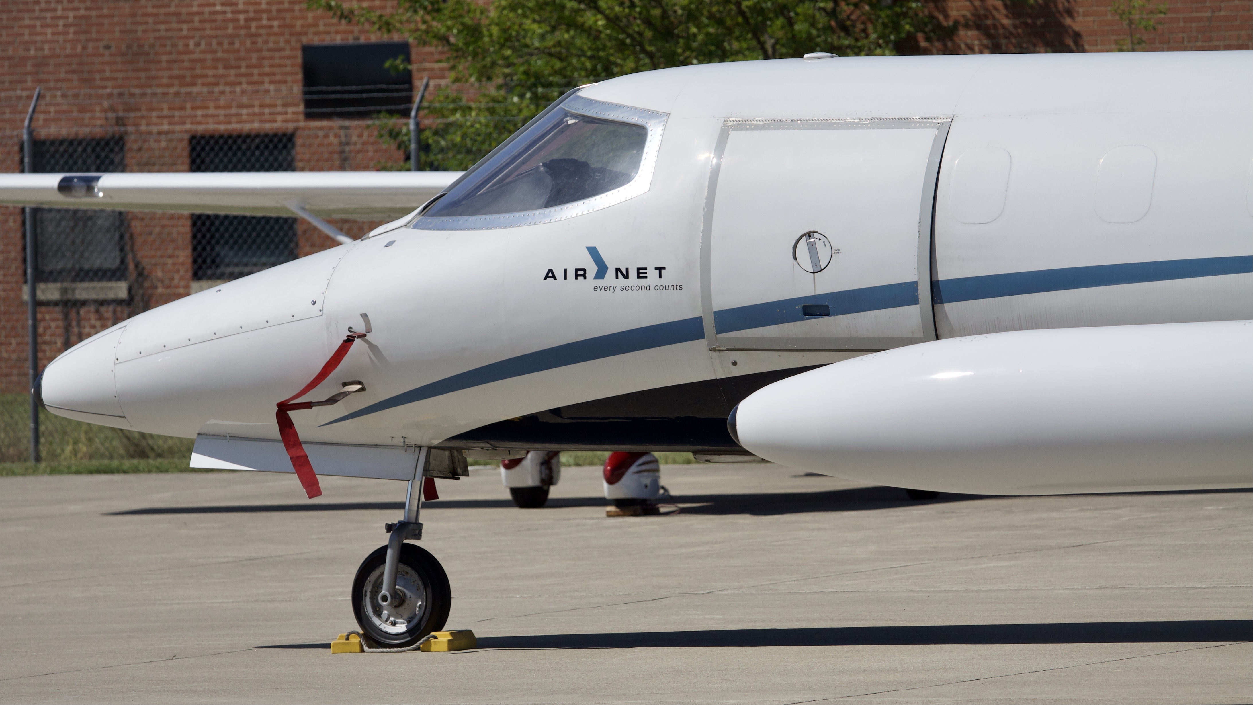 Full size: AirNet Learjet 35A N217CK at Rickenbacker International Airport
