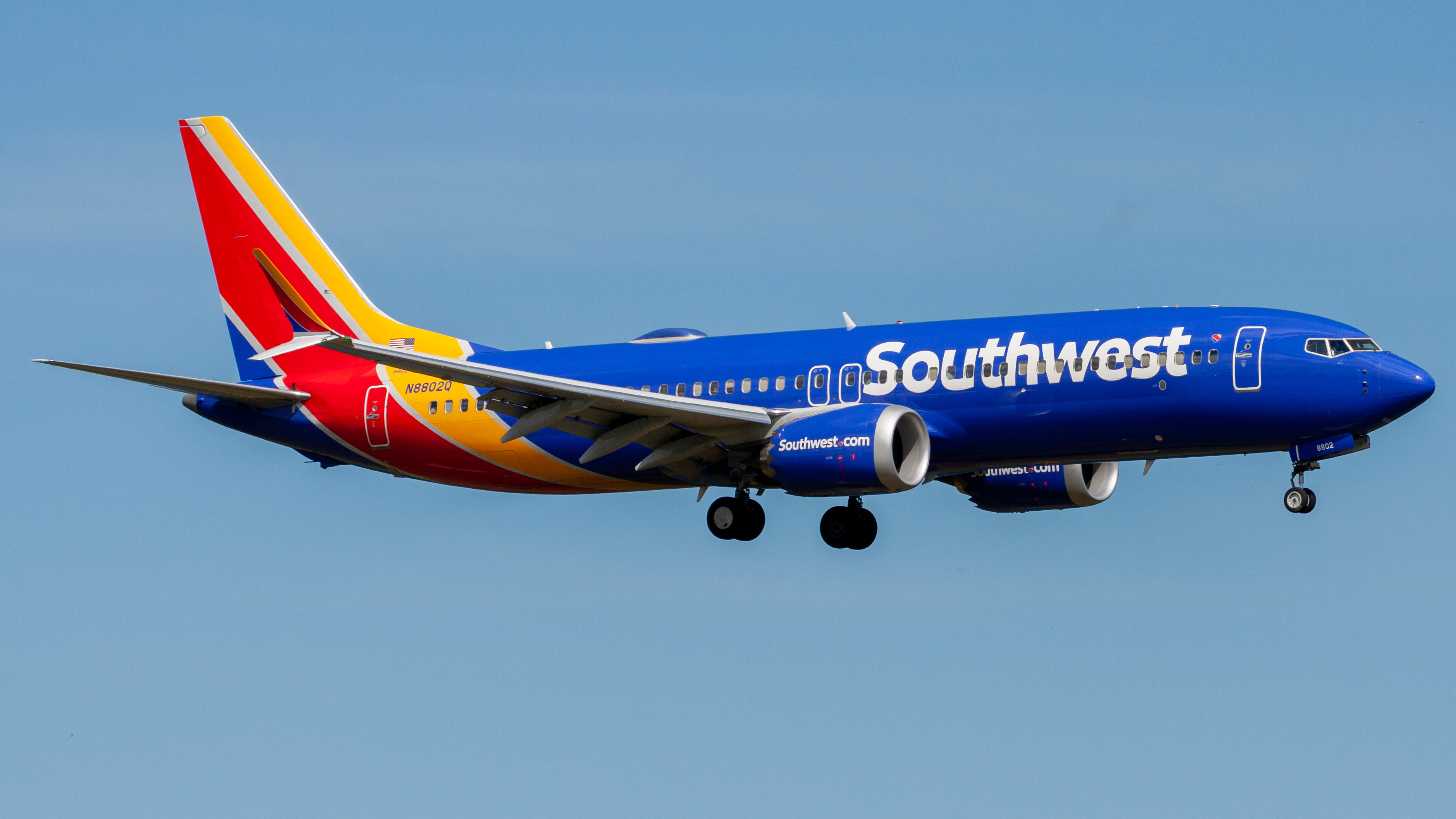 Full size: Southwest Airlines Boeing 737 MAX 8 N8802Q at Orlando International Airport