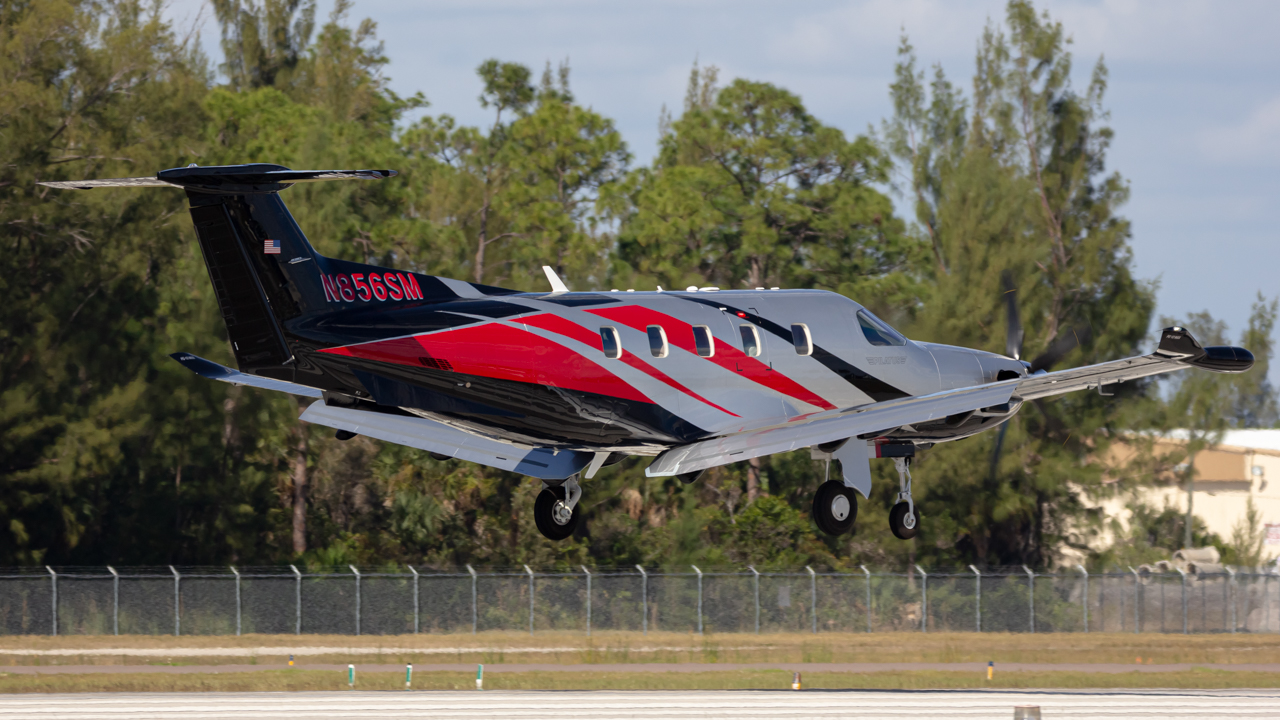 Full size: PRIVATE Pilatus PC-12 N656SM at Naples Municipal Airport