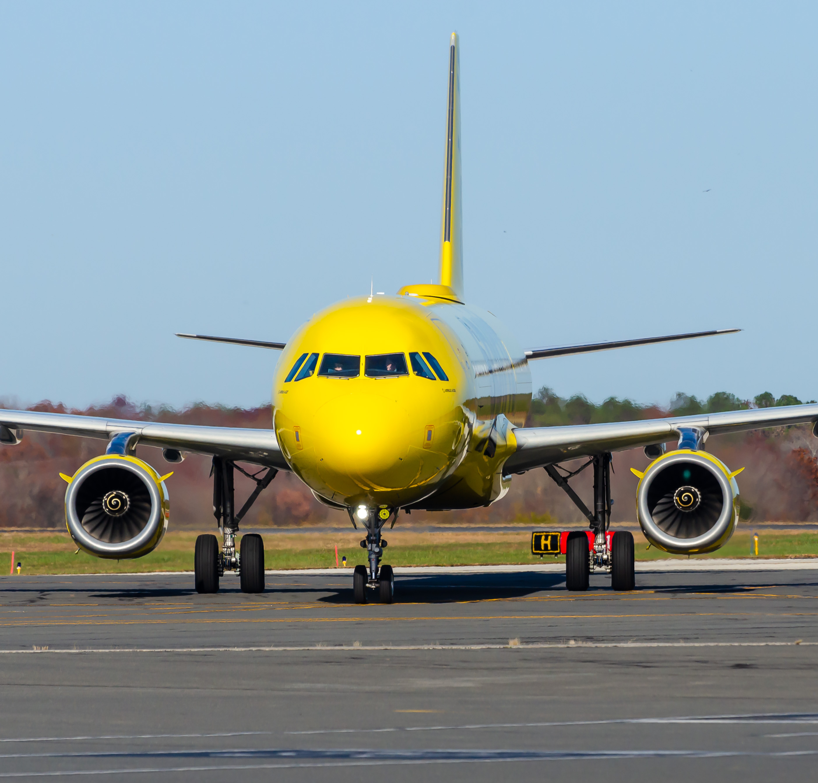 Full size: Spirit Airlines Airbus A320 N620NK at Atlantic City International Airport