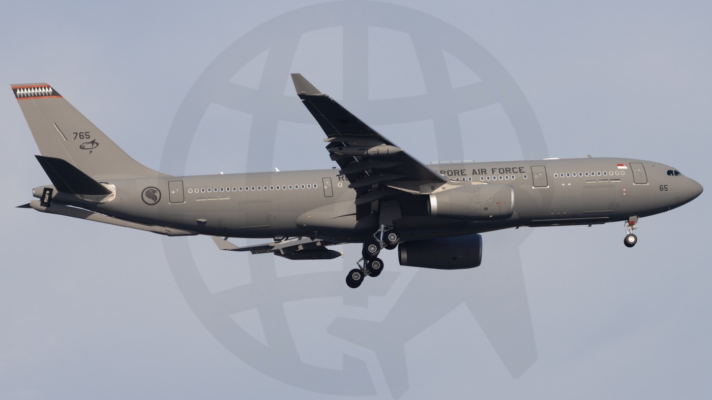 Full size: Singapore - Air Force Airbus A330-200MRTT 765 at Singapore-Changi Airport