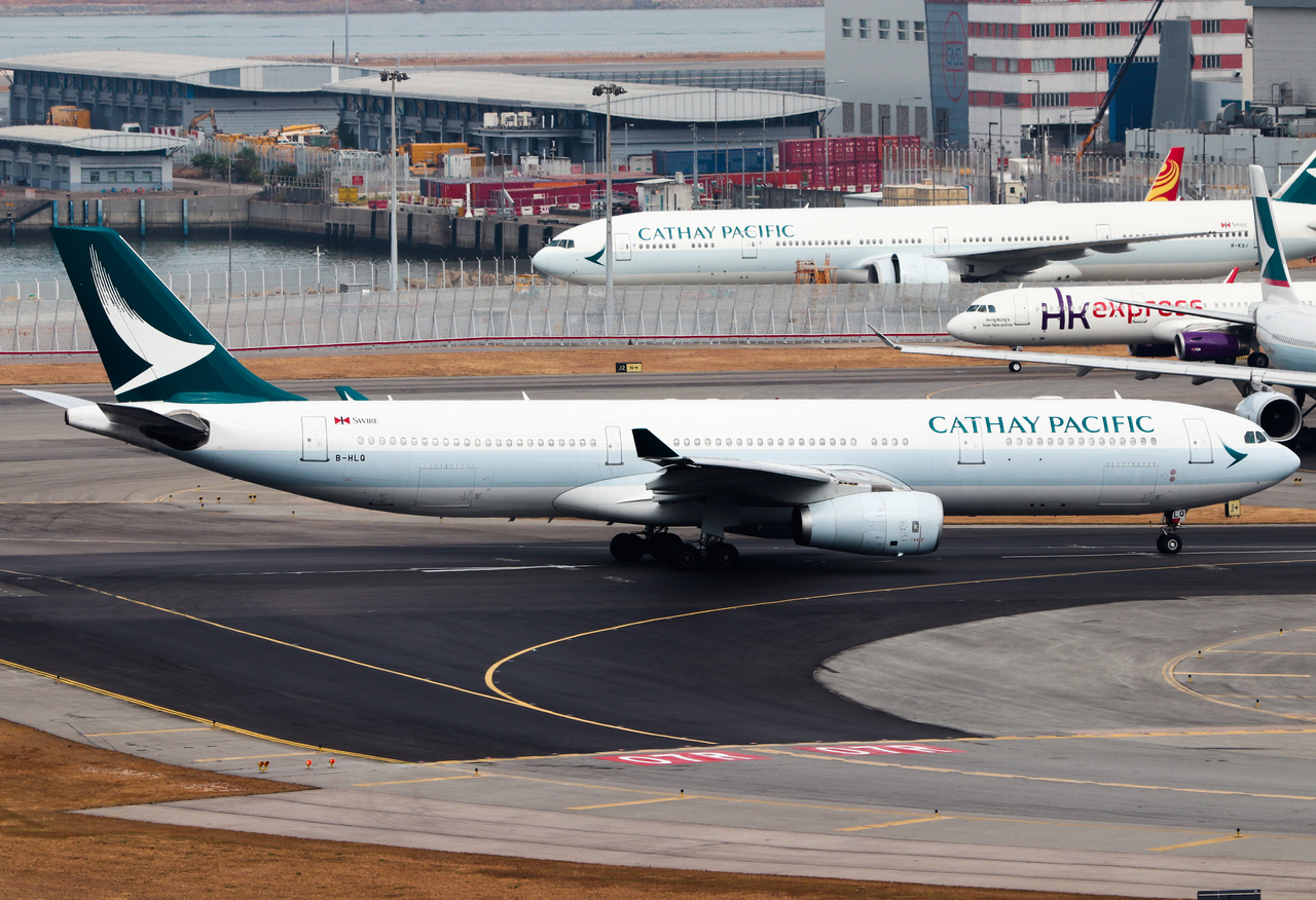 Full size: Cathay Pacific Cargo Airbus A330-300 B-HLG at Hong Kong International Airport
