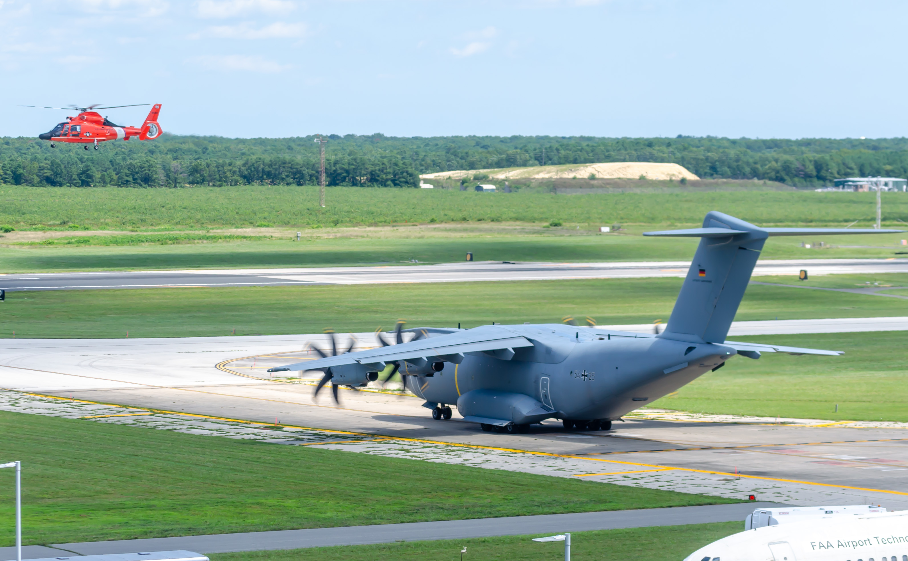 Full size: Luftwaffe Airbus A400M 5425 at Atlantic City International Airport
