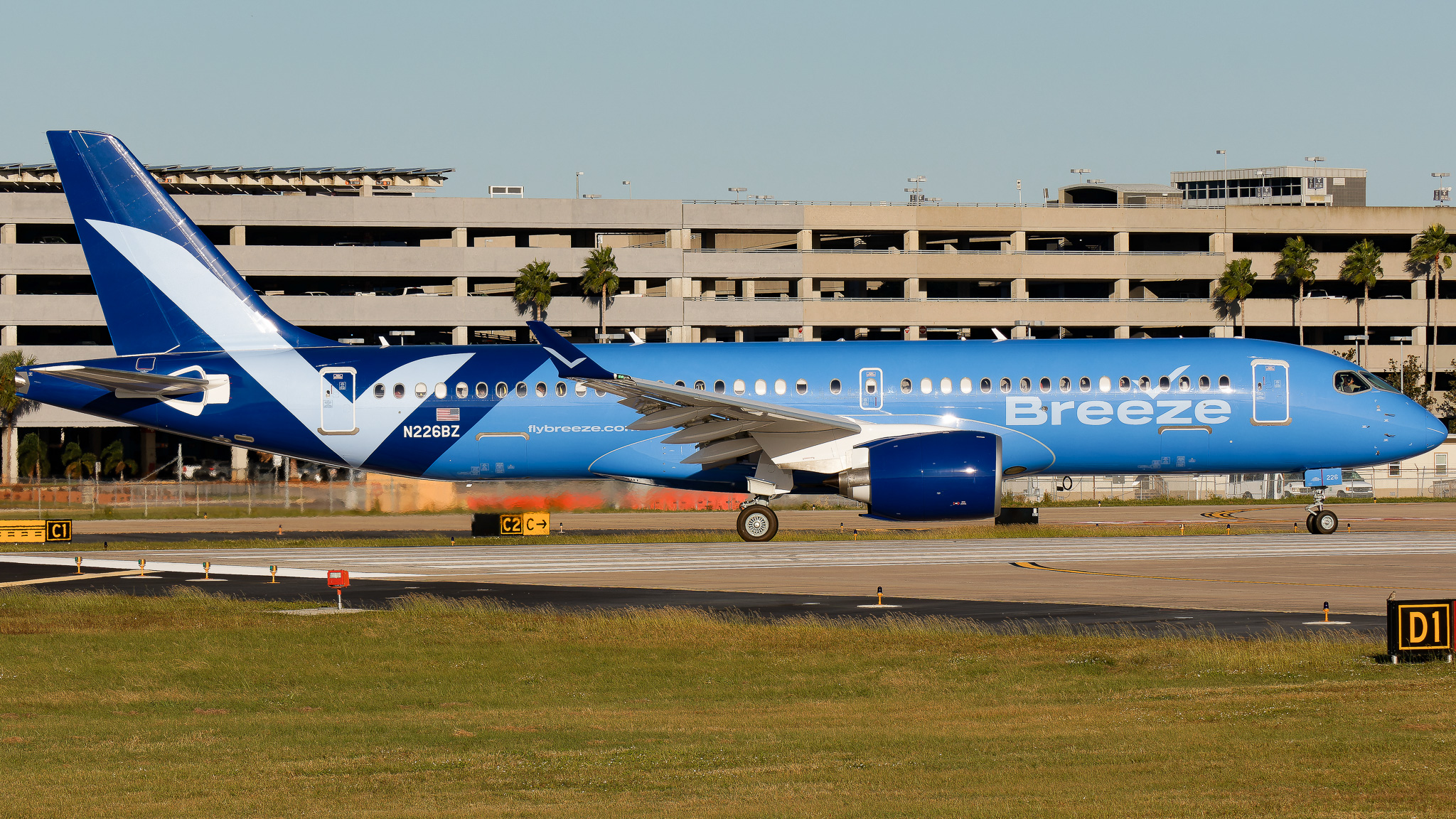 Full size: Breeze Airways Airbus A220-300 N226BZ at Tampa International Airport