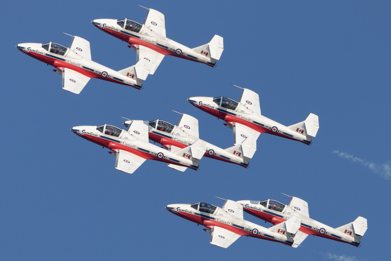 Full size: Royal Canadian Air Force Canadair CT-114 Tutor 114145 at Wittman Regional Airport