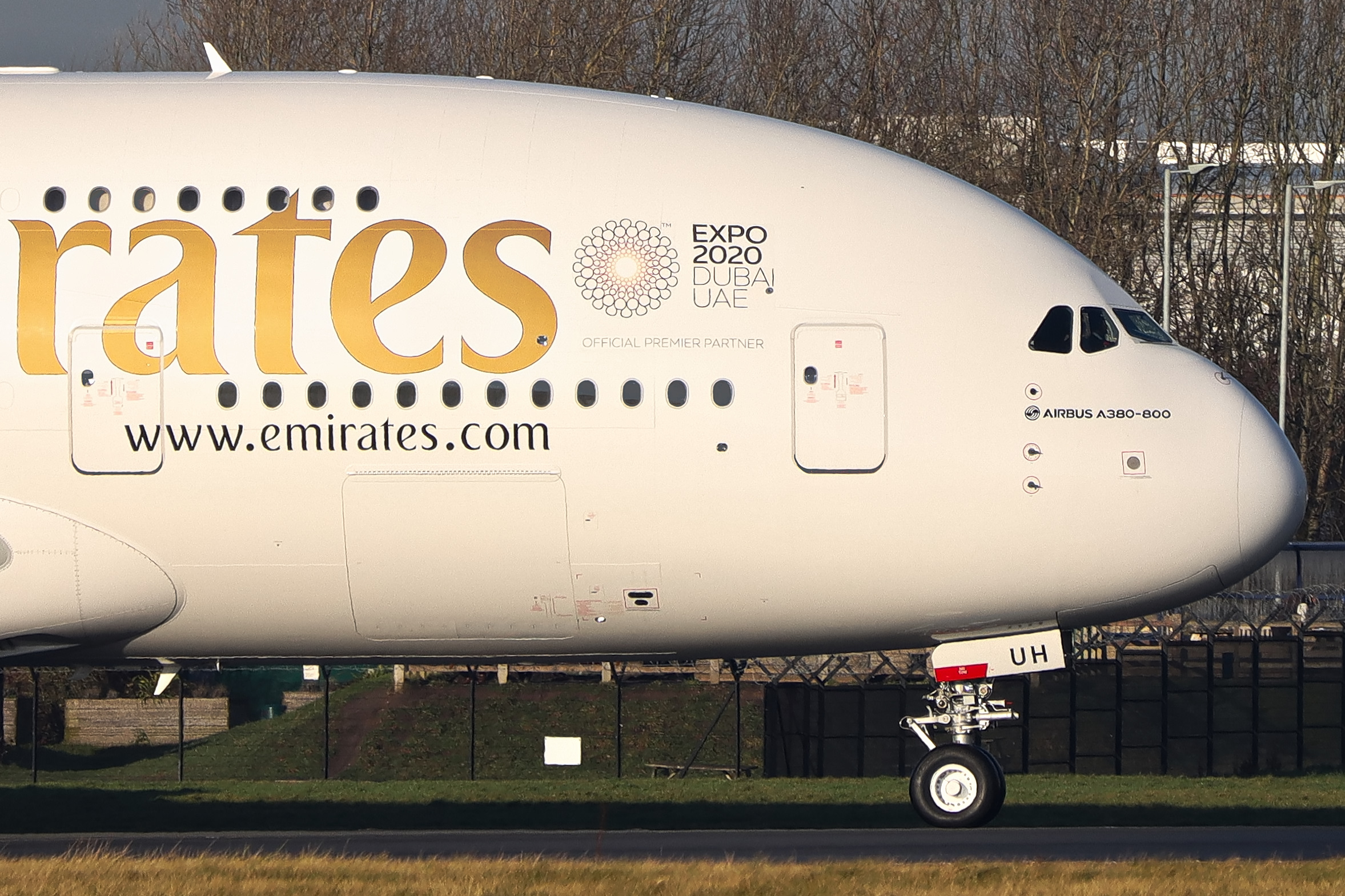 Full size: Emirates Airbus A380-800 A6-EUH at Manchester Airport