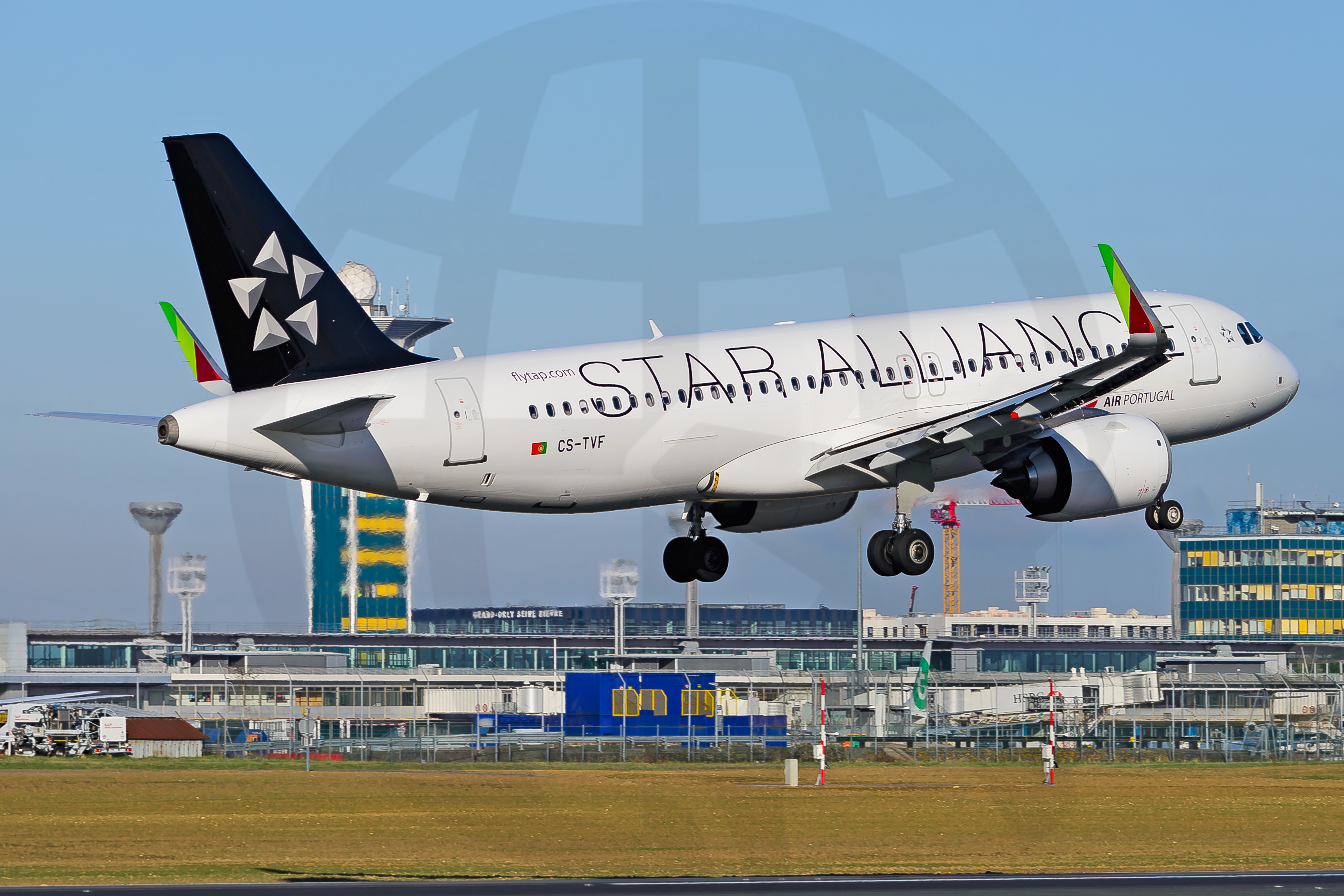 Full size: TAP Air Portugal Airbus A320 CS-TVF at Paris Orly Airport