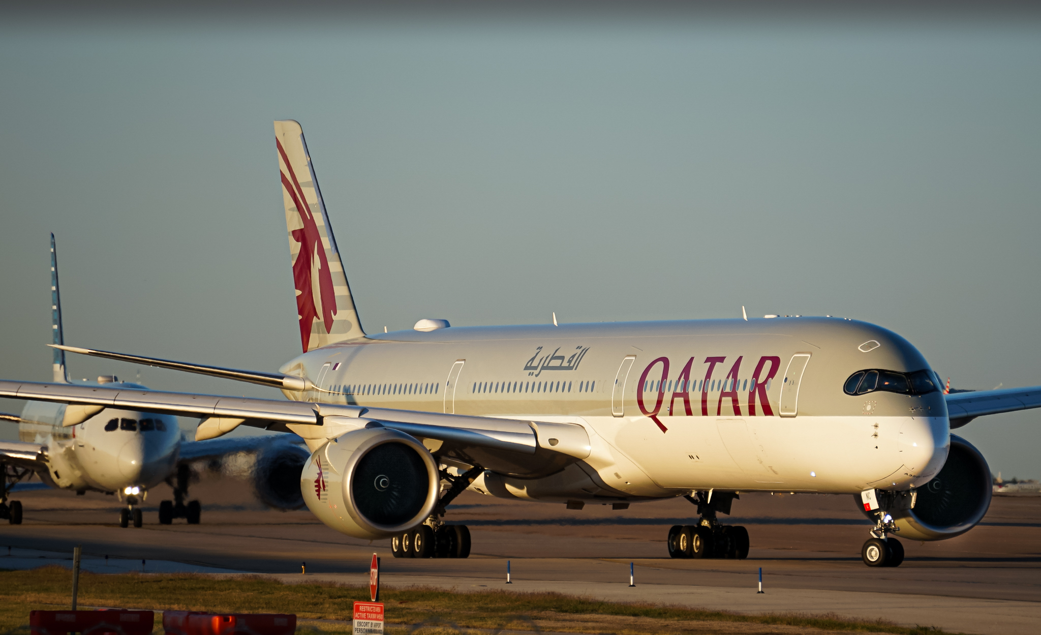 Full size: Qatar Airways Airbus A350-1000 A7-ANC at Dallas-Fort Worth International Airport