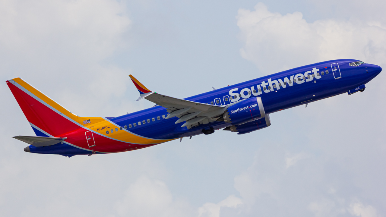 Full size: Southwest Airlines Boeing 737 MAX 8 N8810L at Fort Lauderdale/Hollywood International Airport