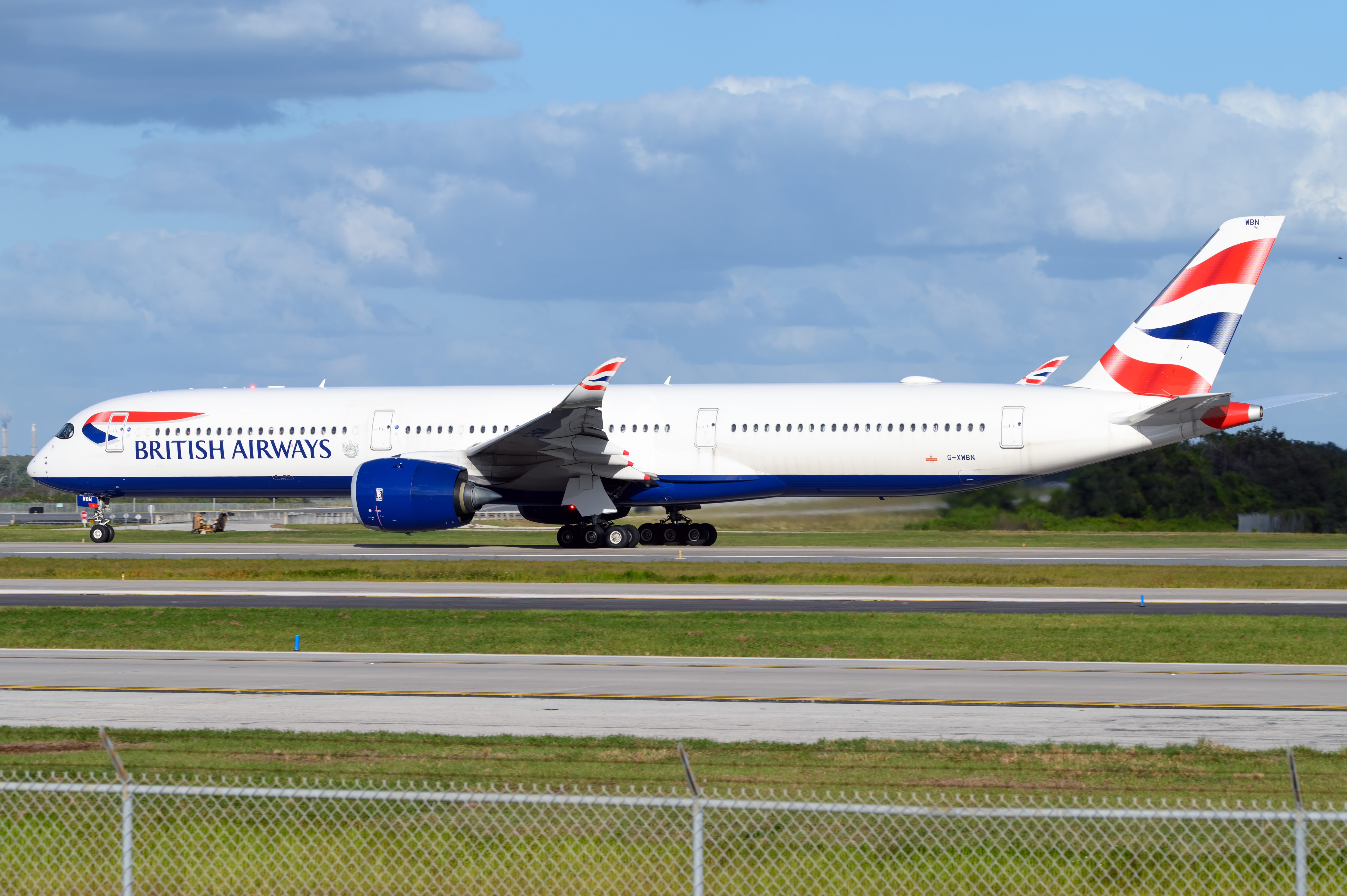 Full size: British Airways Airbus A350-1000 G-XWBN at Orlando International Airport