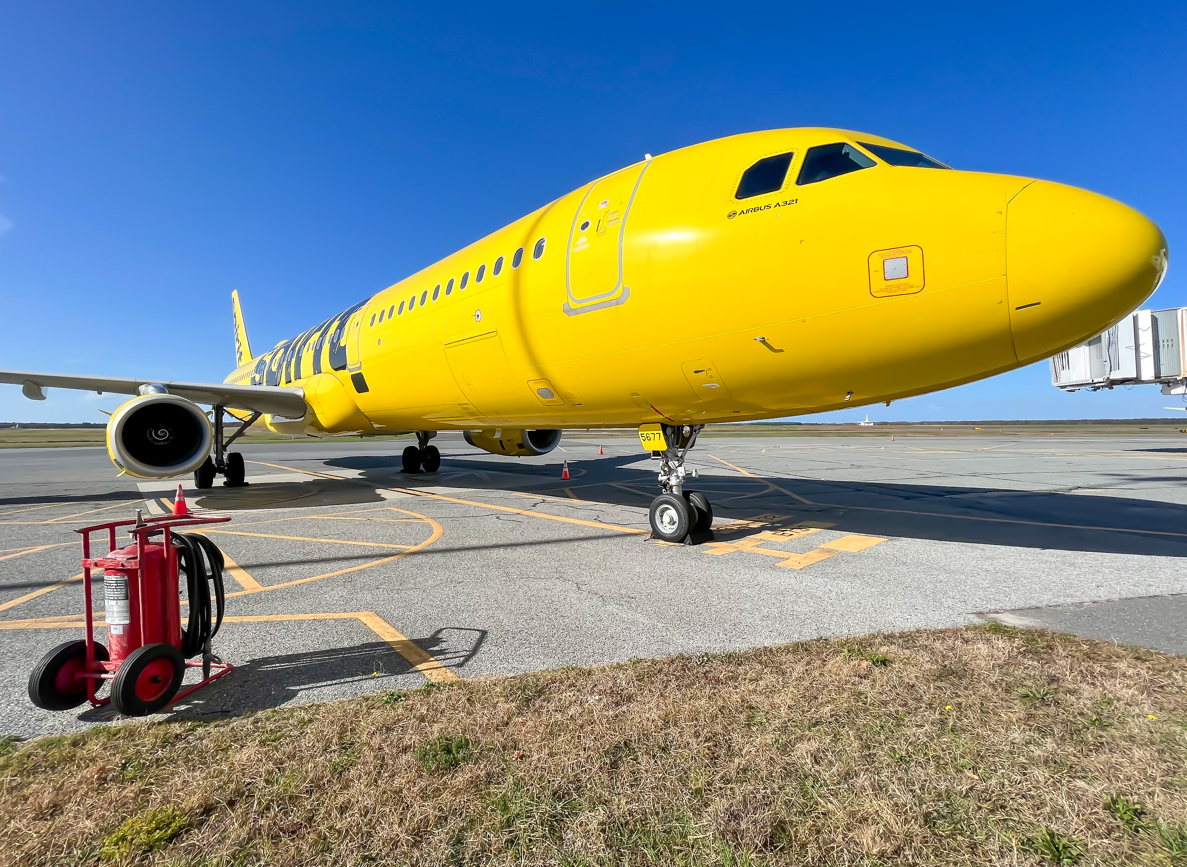 Full size: Spirit Airlines Airbus A321-200 N677NK at Atlantic City International Airport