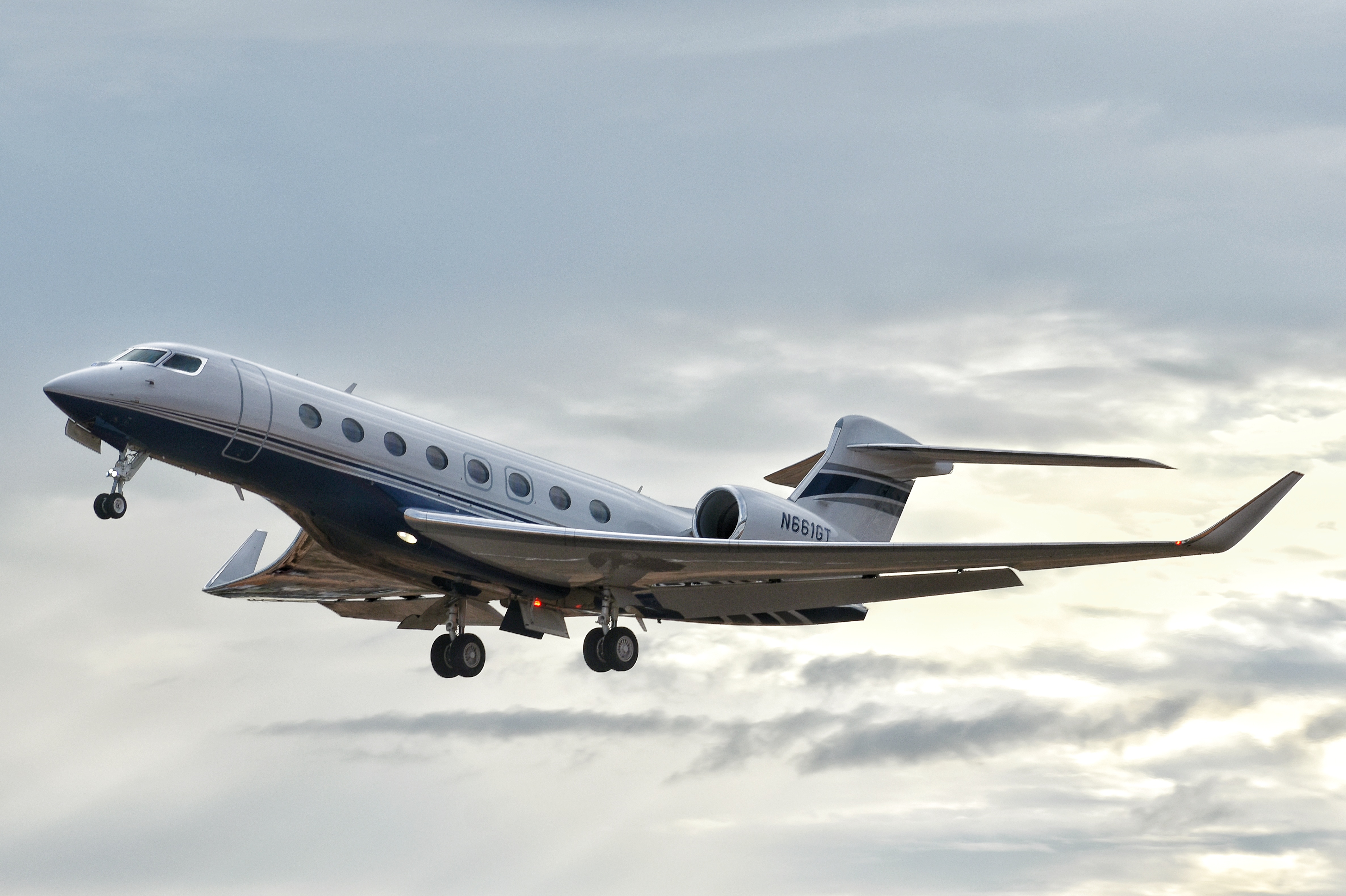 Full size: Rhys Vineyards LLC Gulfstream G650 N661GT at Aeropuerto de Cabo San Lucas Internacional