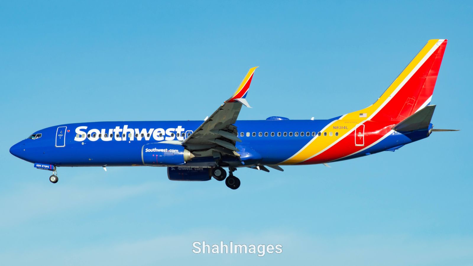 Full size: Southwest Airlines Boeing 737-800 N8314L at Norman Y Mineta San Jose International Airport
