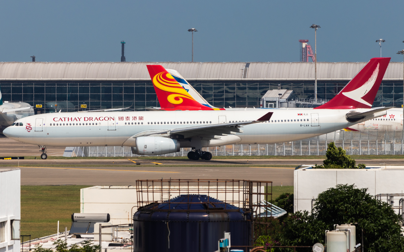 Full size: Cathay Dragon Airbus A330-300 B-LAA at Hong Kong International Airport