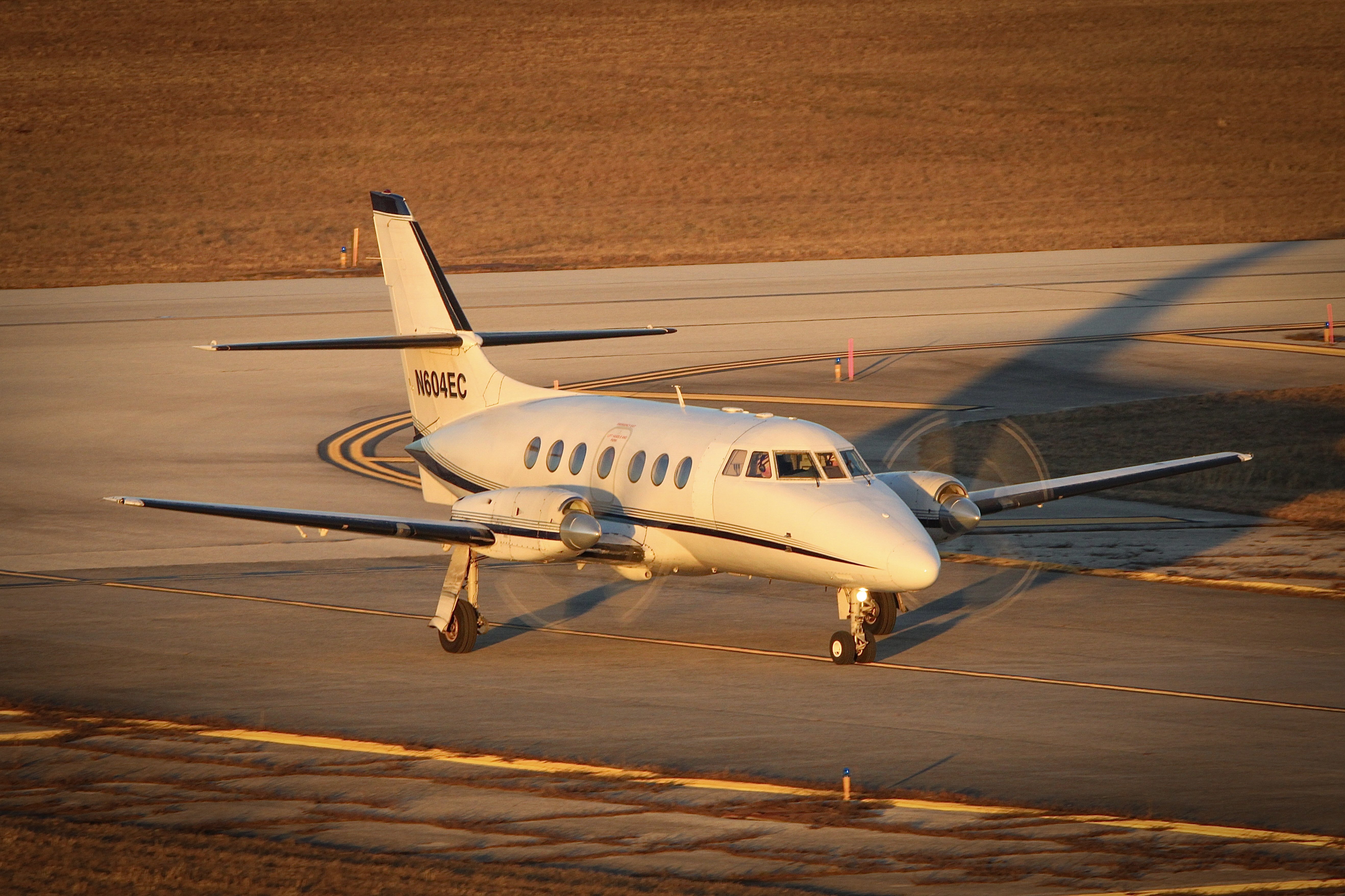 Full size: East Coast Flight Services  BAE Jetstream 31 N604EC at Atlantic City International Airport