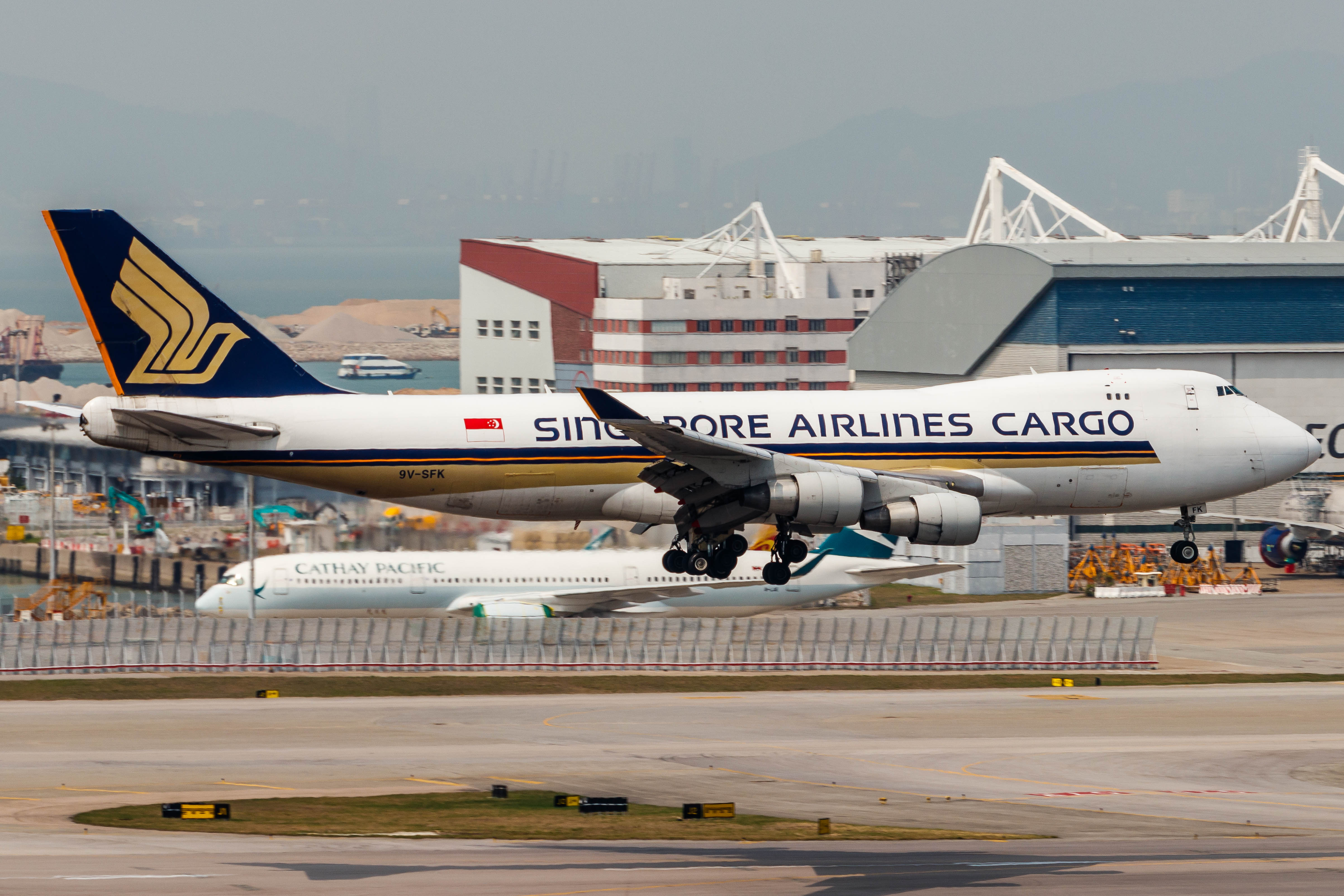 Full size: Singapore Airlines Cargo Boeing 747-400F 9V-SFK at Hong Kong International Airport
