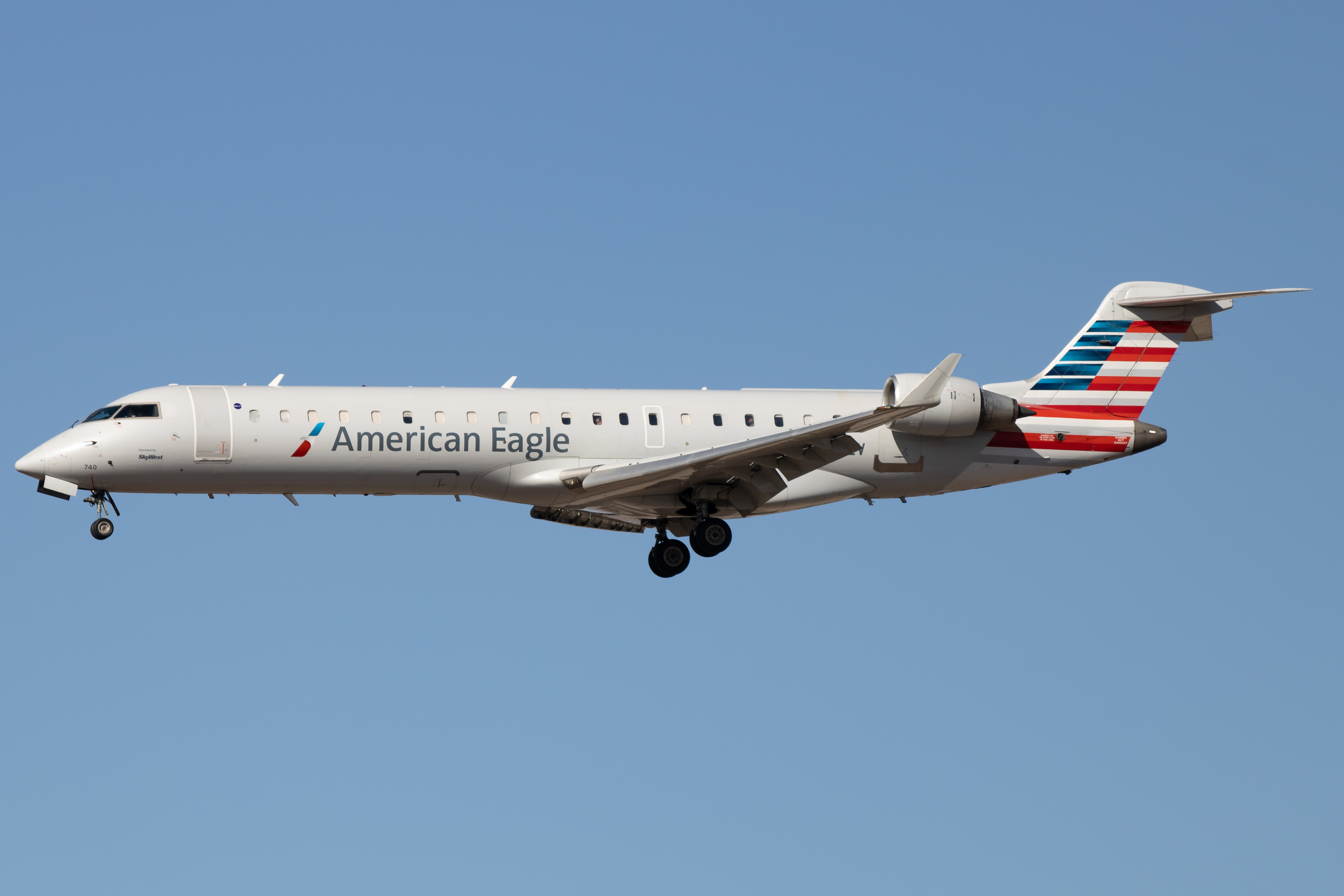 Full size: American Airlines Mitsubishi CRJ-700 N740EV at Phoenix Sky Harbor International Airport