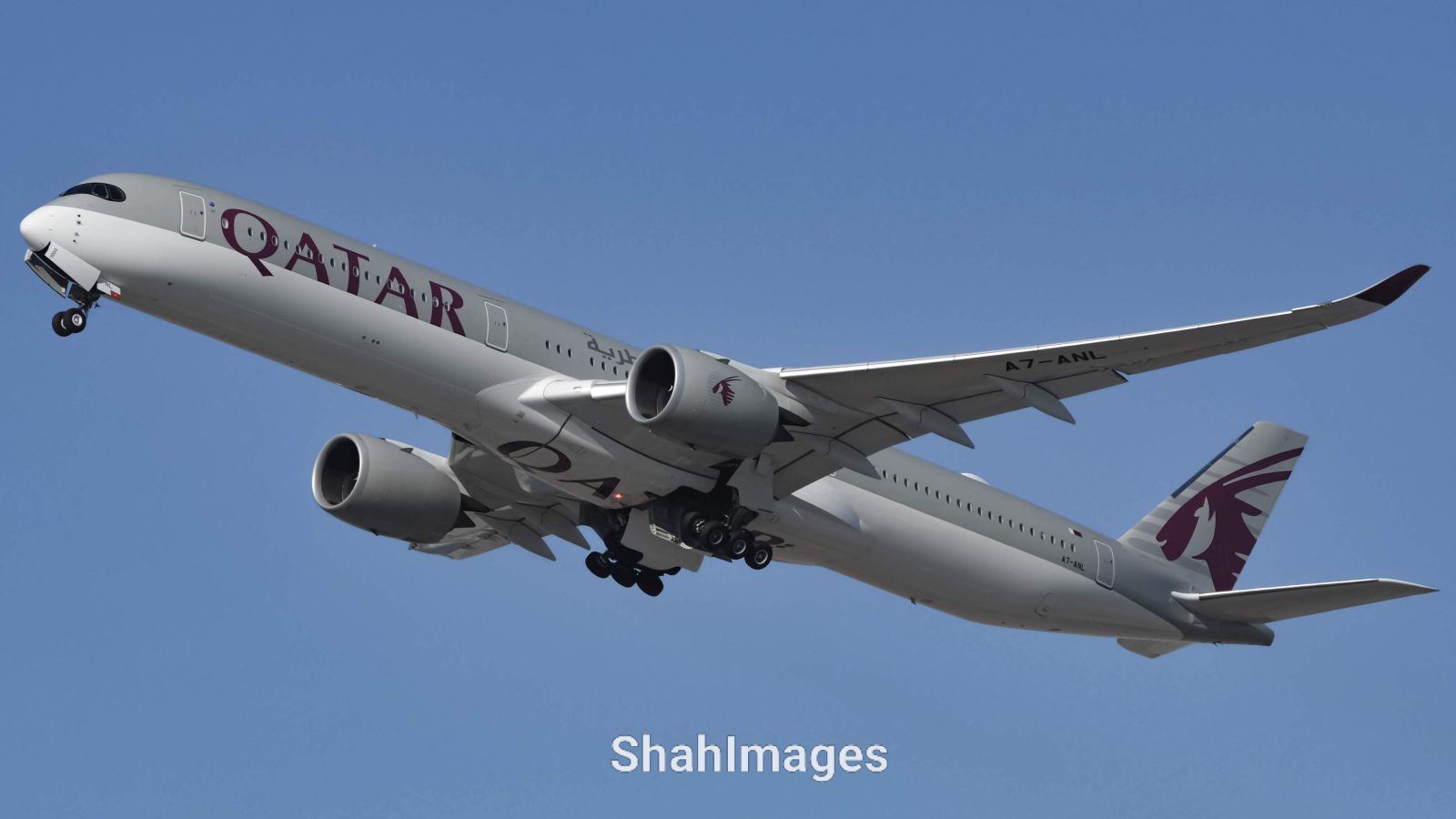 Full size: Qatar Airways Airbus A350-1000 A7-ANL at San Francisco International Airport