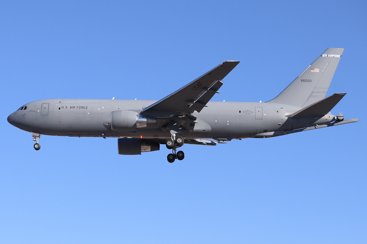 Full size: USAF - United States Air Force Boeing KC-46A Pegasus 16-46020 at Manchester Airport