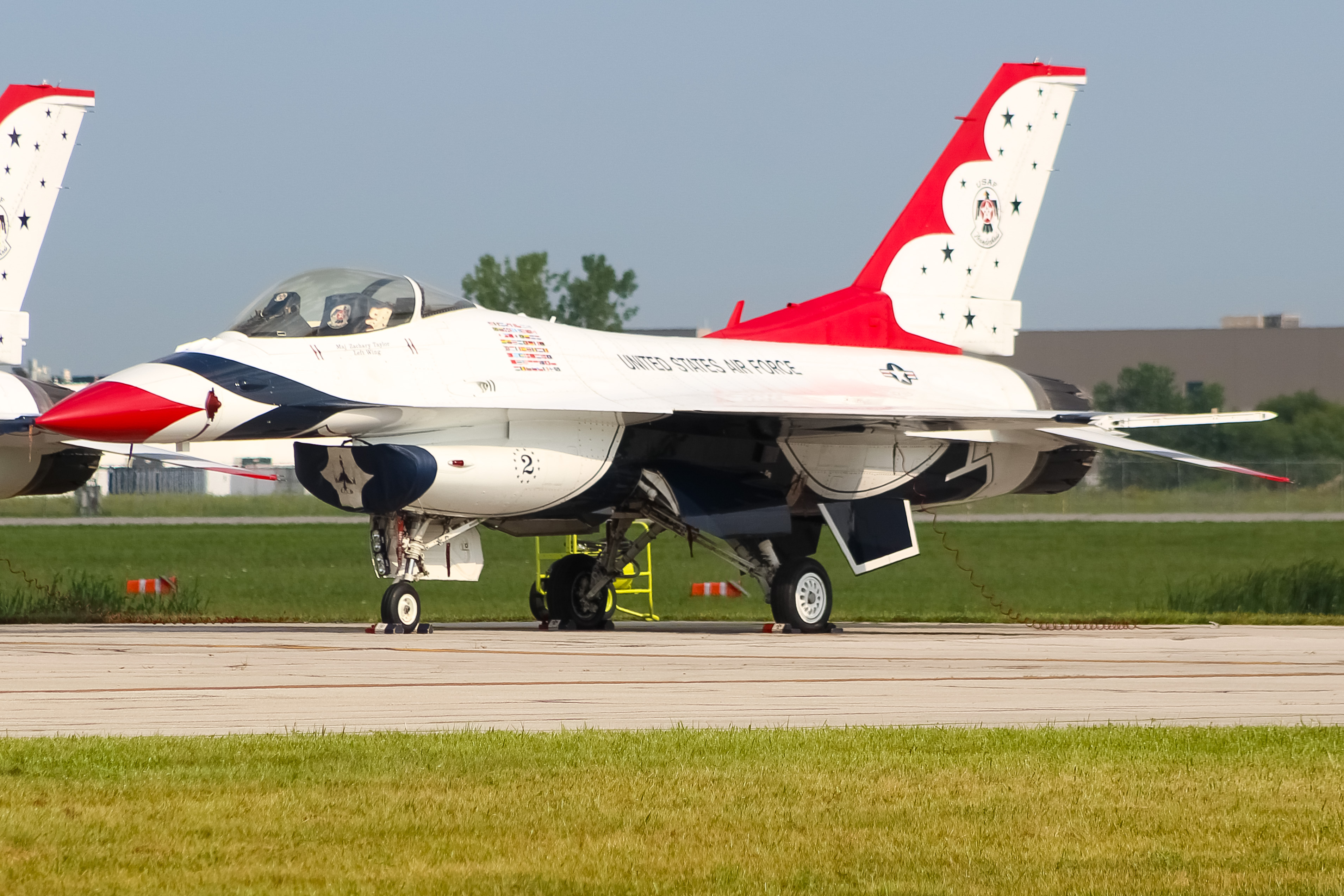 Full size: USAF - United States Air Force General Dynamics F-16 Fighting Falcon N/A at James M Cox Dayton International Airport