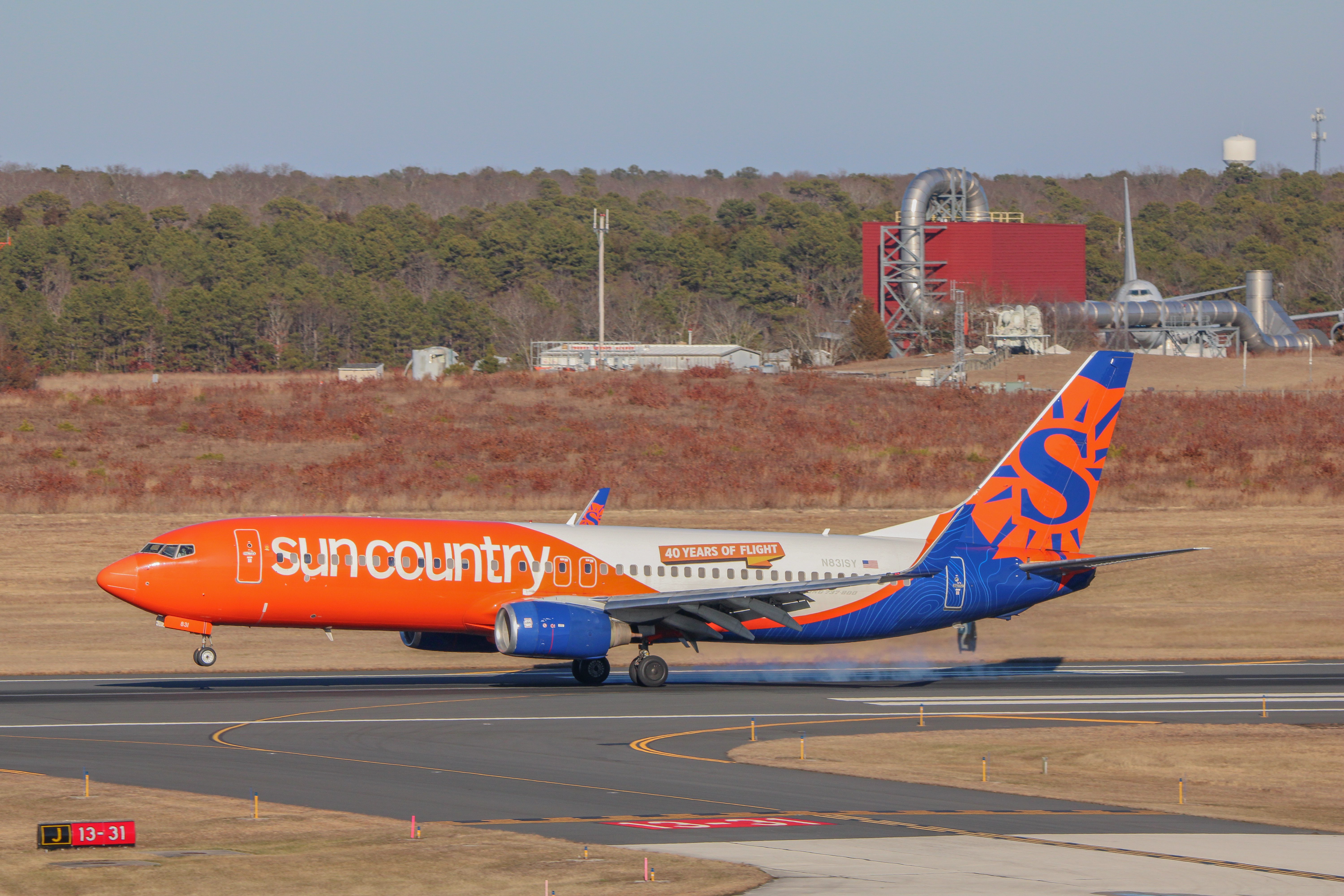 Full size: Sun Country Airlines Boeing 737-800 N831SY at Atlantic City International Airport