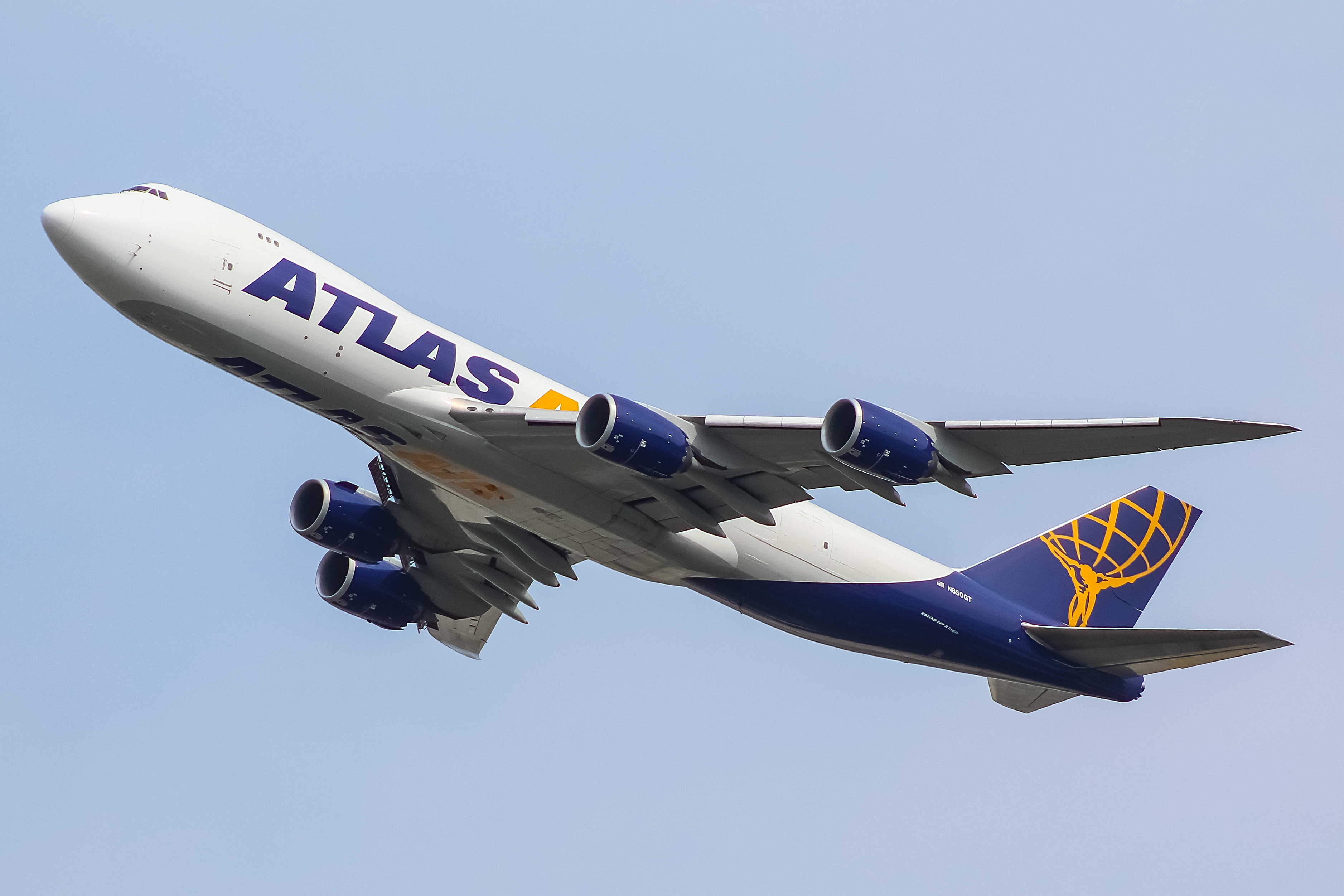 Full size: Atlas Air Boeing 747-8F N850GT at Chicago O'Hare International Airport
