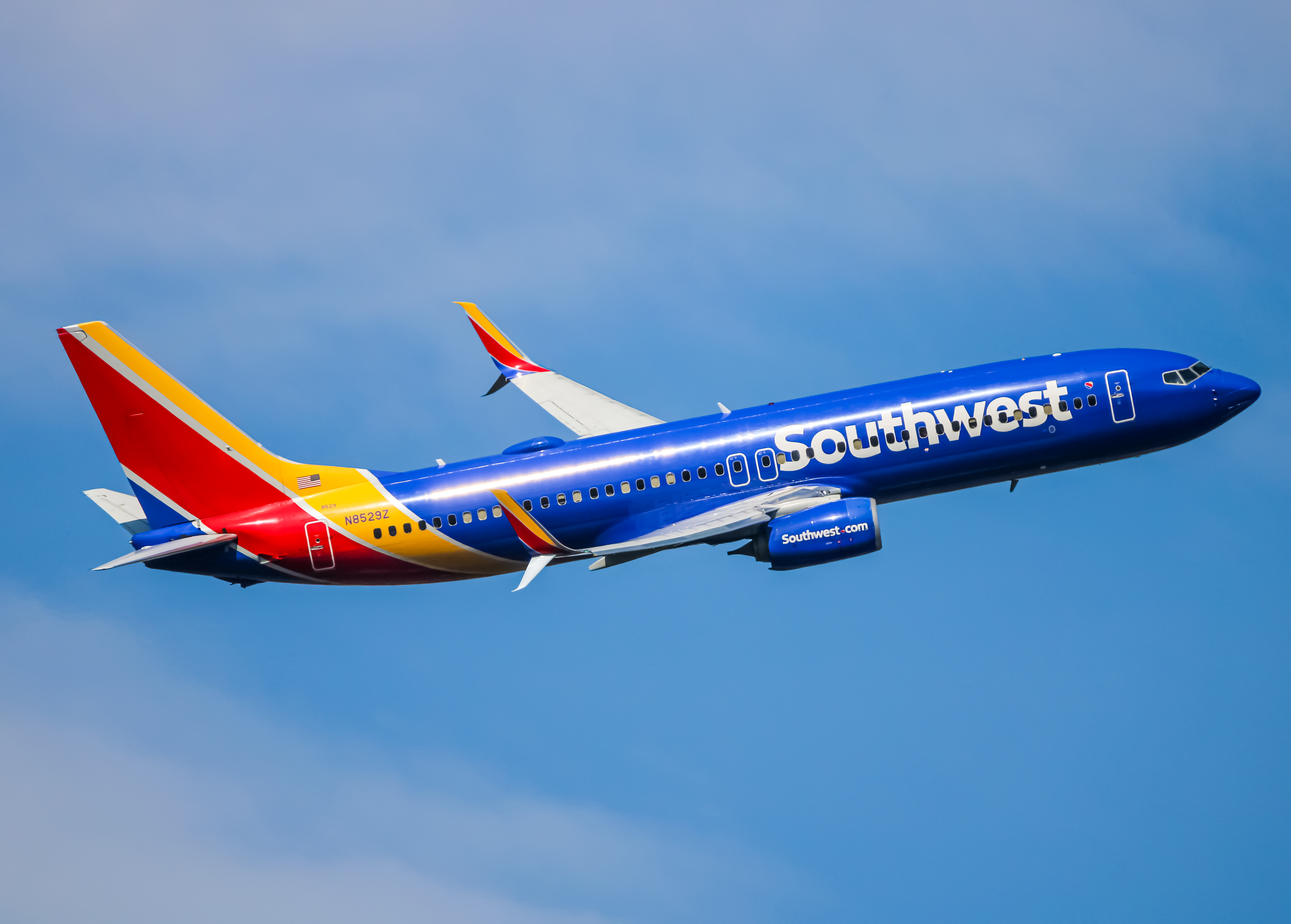 Full size: Southwest Airlines Boeing 737-800 N8529Z at Baltimore/Washington International Thurgood Marshall Airport