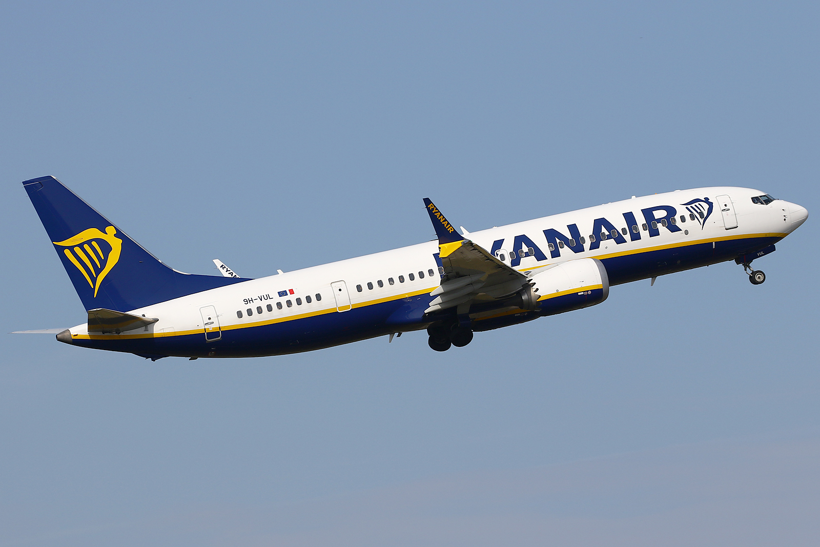Full size: Ryanair Boeing 737MAX 8-200 9H-VUL at Eindhoven Airport