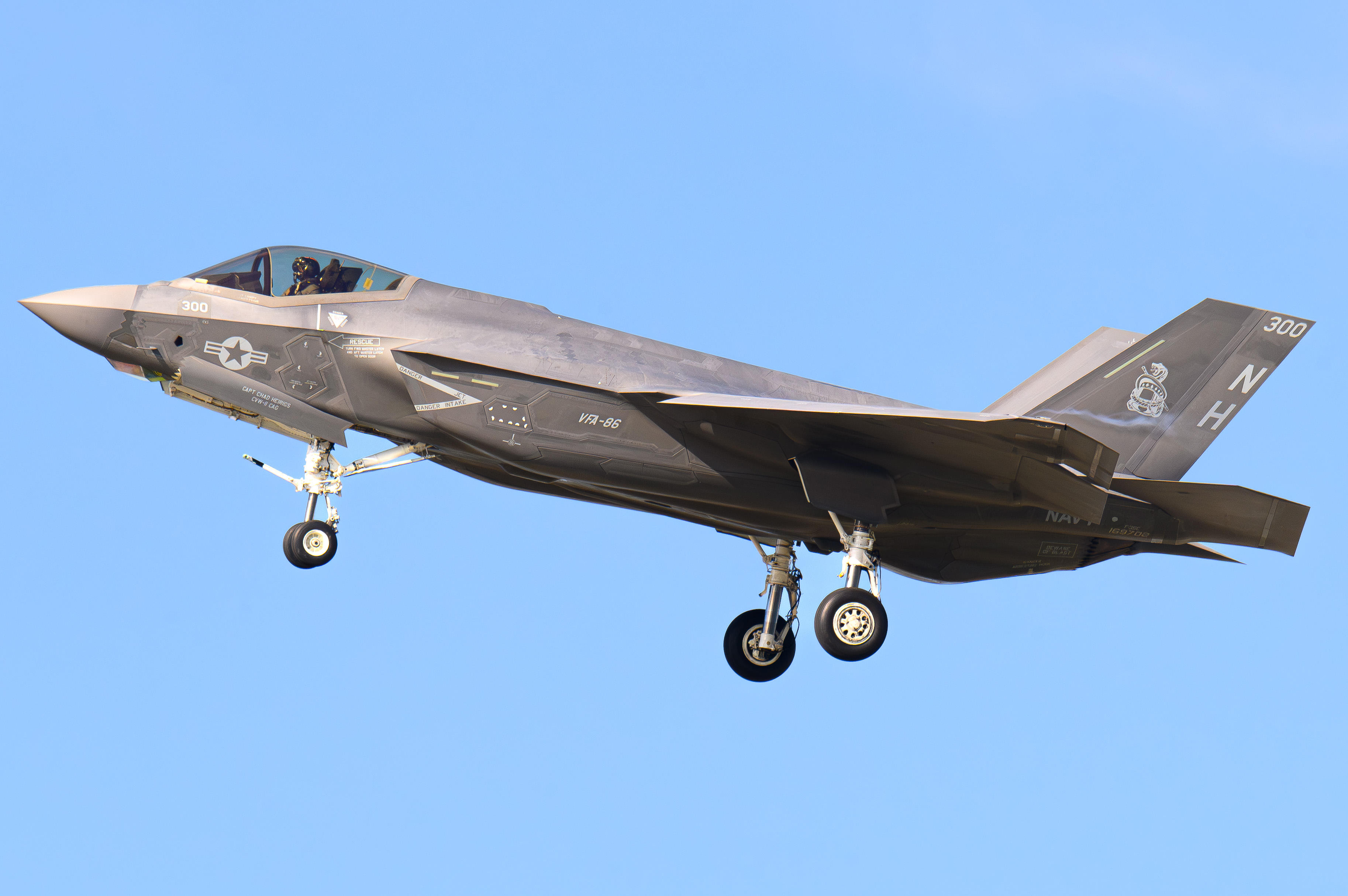 Full size: USN - United States Navy Lockheed Martin F-35 Lightning 169708 at North Island NAS