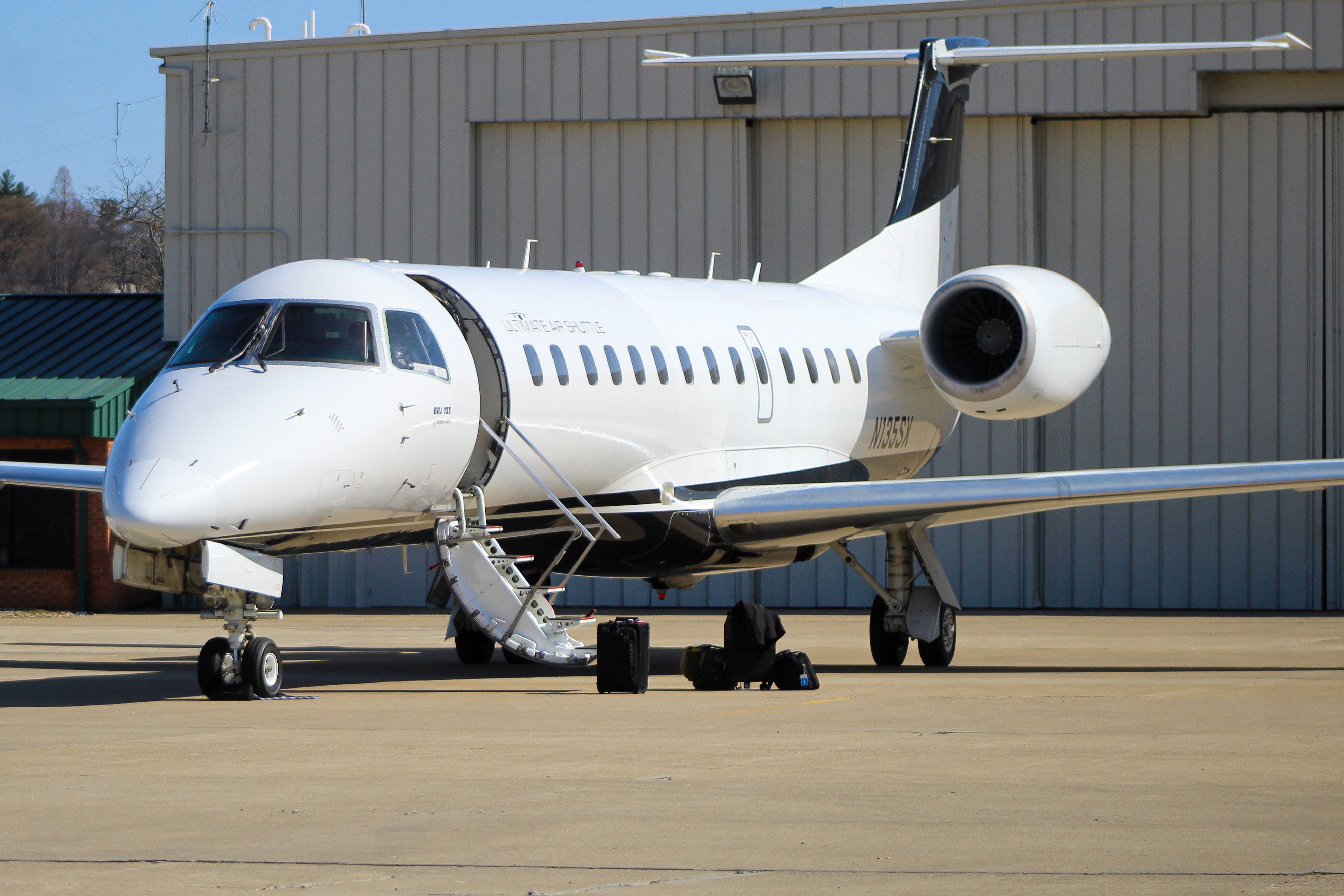 Full size: Ultimate Air Shuttle  Embraer ERJ135 N135SX at Cincinnati Municipal Airport/Lunken Field