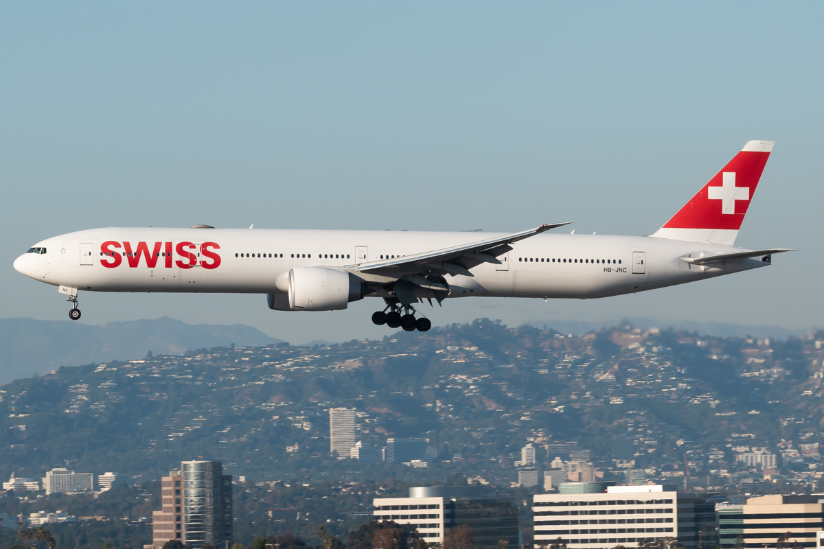 Full size: Swiss International Air Lines Boeing 777-300ER HB-JNC at Los Angeles International Airport