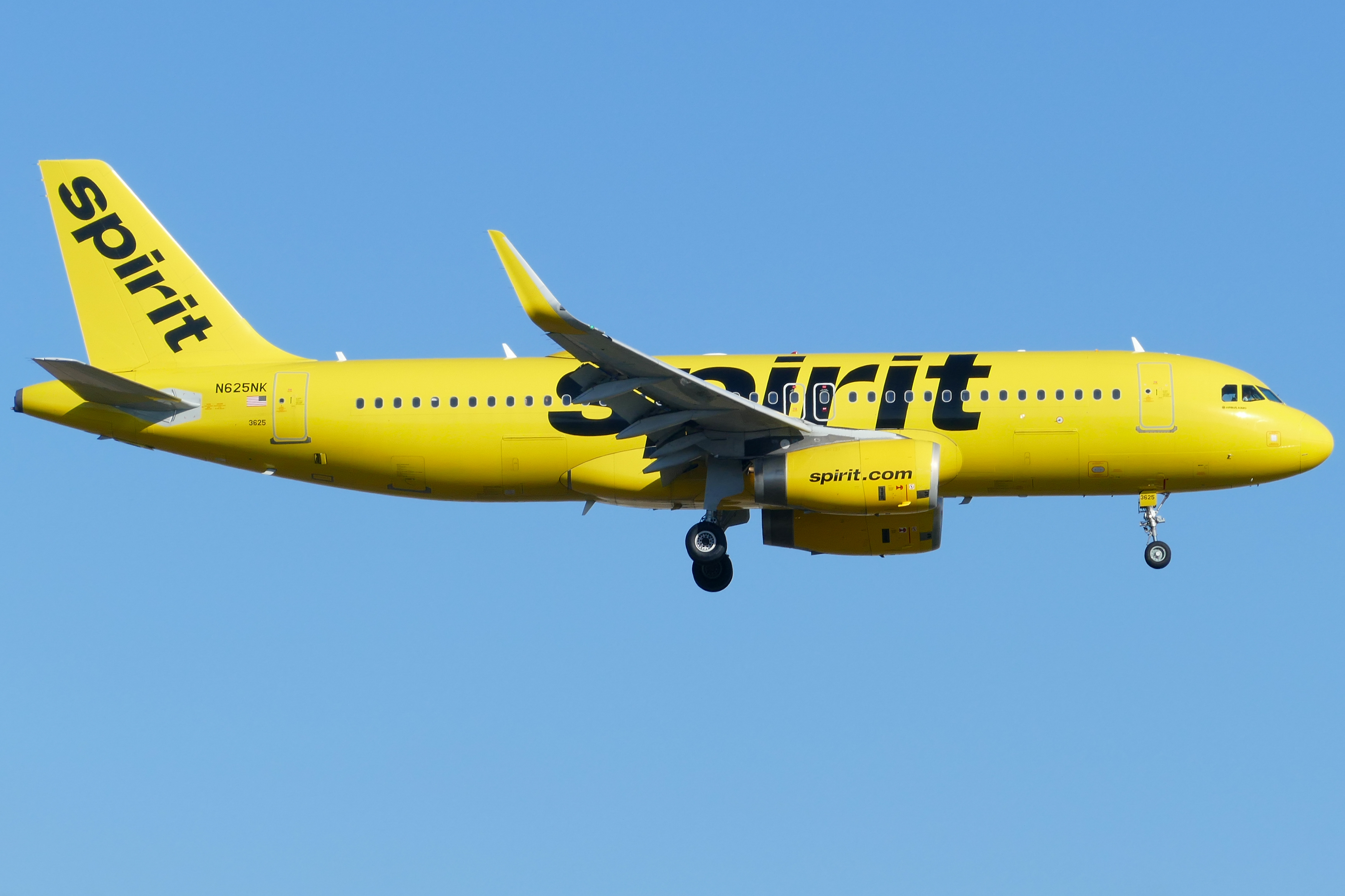 Full size: Spirit Airlines Airbus A320 N625NK at Austin-Bergstrom International Airport