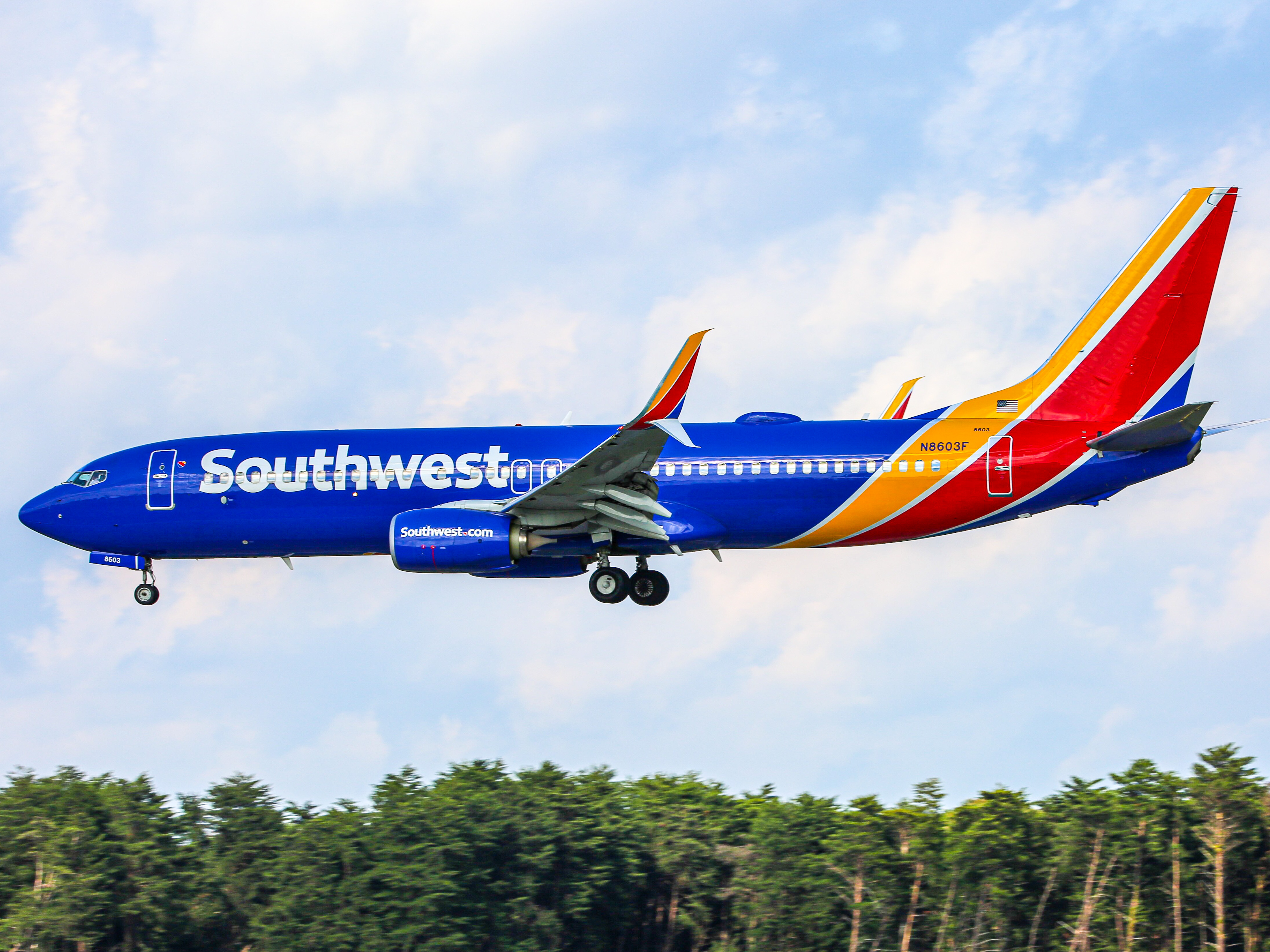 Full size: Southwest Airlines Boeing 737-800 N8603F at Baltimore/Washington International Thurgood Marshall Airport