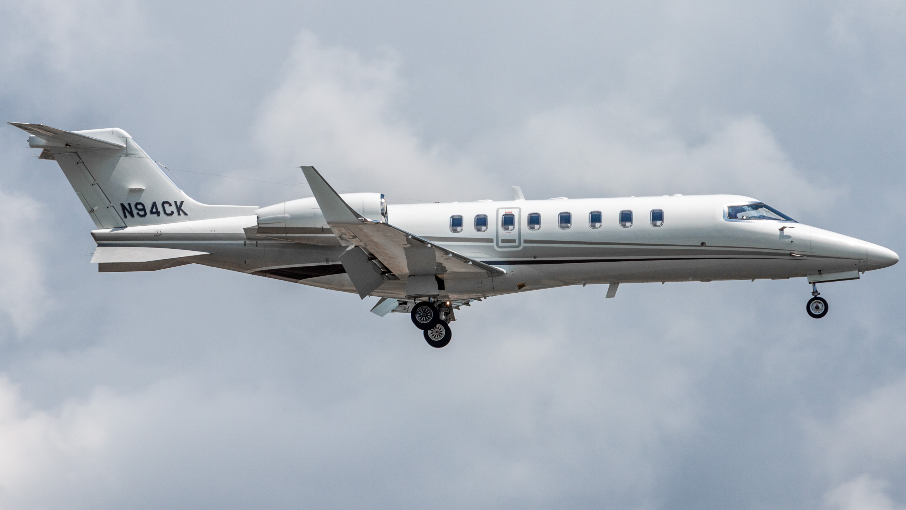 Full size: PRIVATE Learjet 45 N94CK at William P Hobby Airport