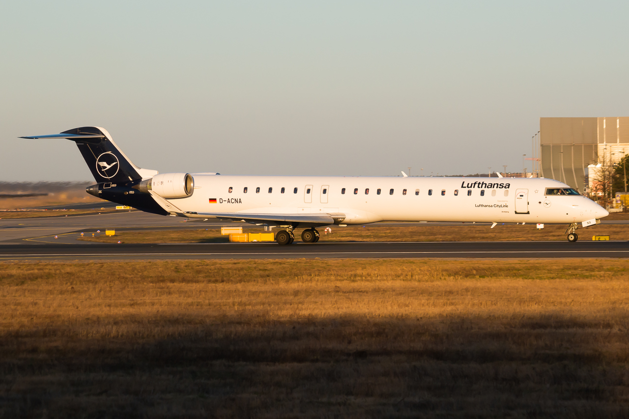 Full size: Lufthansa CityLine Mitsubishi CRJ-900 D-ACNA at Frankfurt International Airport