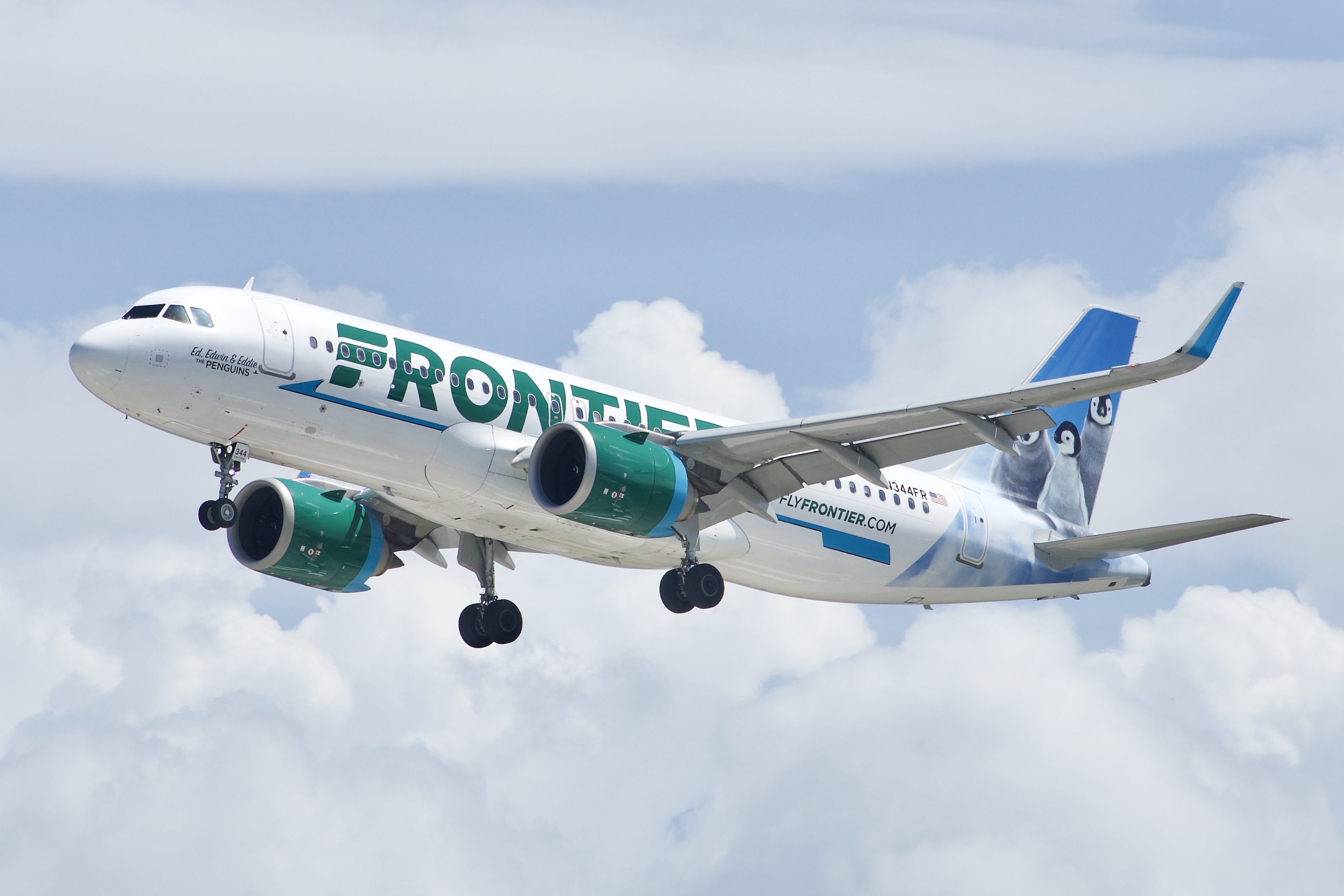 Full size: Frontier Airlines Airbus A320NEO N344FR at Orlando International Airport