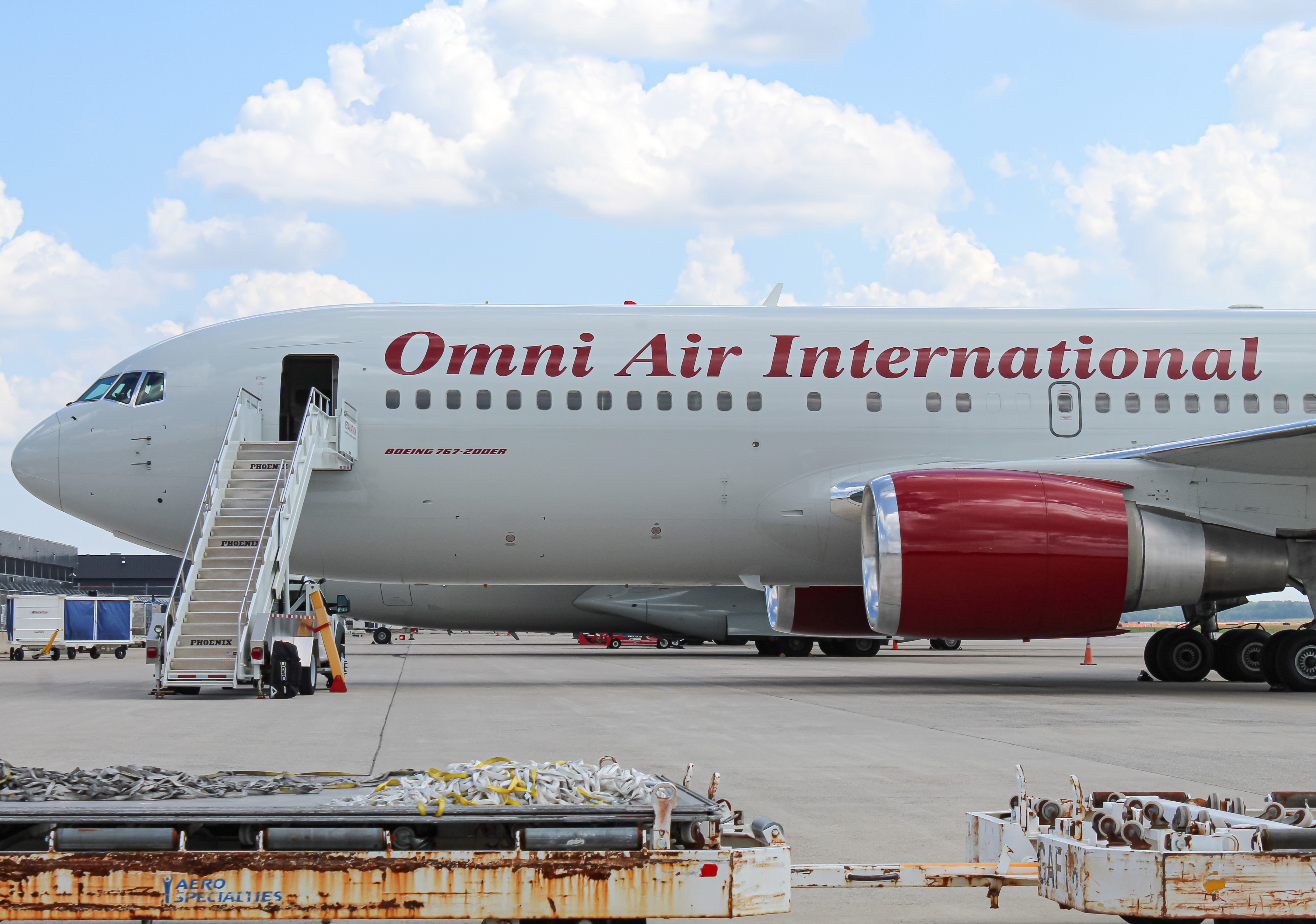 Full size: Omni Air International  Boeing 767-200ER N207AX at Washington Dulles International Airport