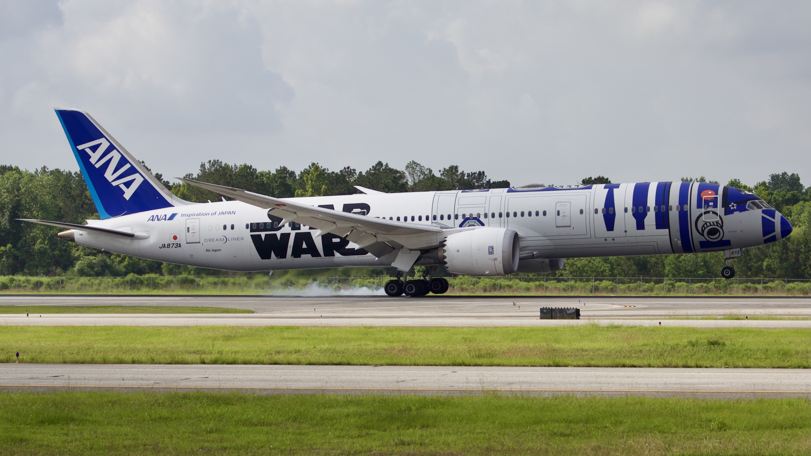 Full size: All Nippon Airways Boeing 787-9 JA873A at Houston-George Bush Intercontinental Airport