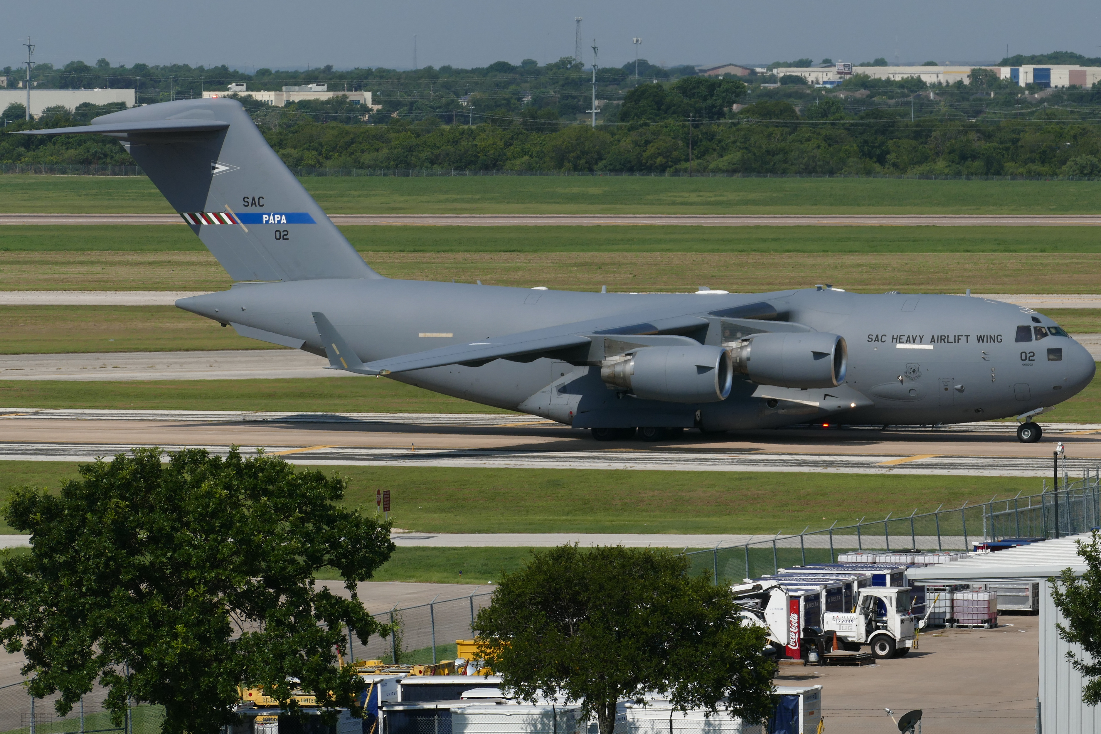 Full size: SAC Heavy Airlift Wing Boeing C-17 Globemaster III 080002 at Austin-Bergstrom International Airport